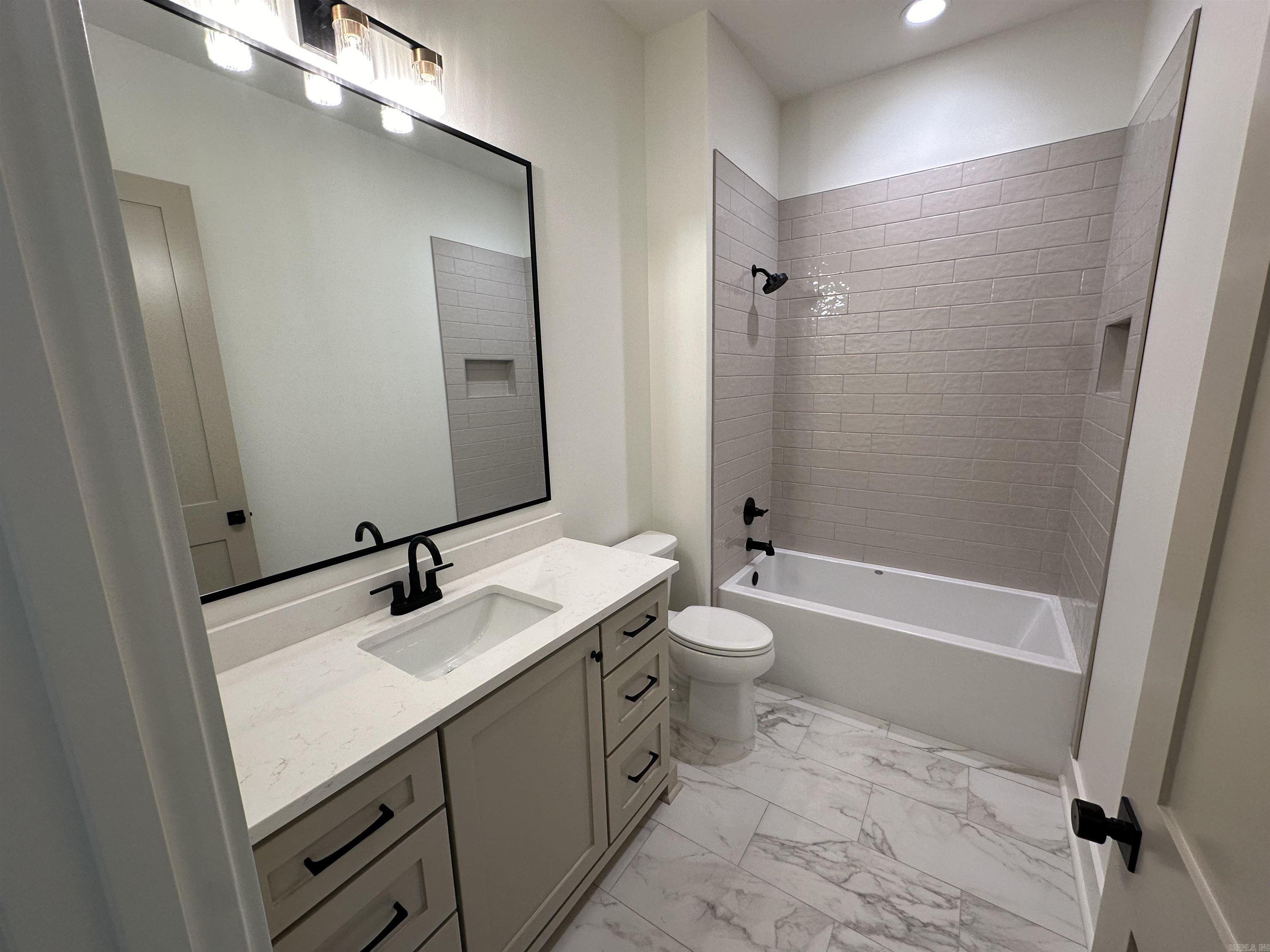 FLETCHER VALLEY "FLETCHER RIDGE" - Residential