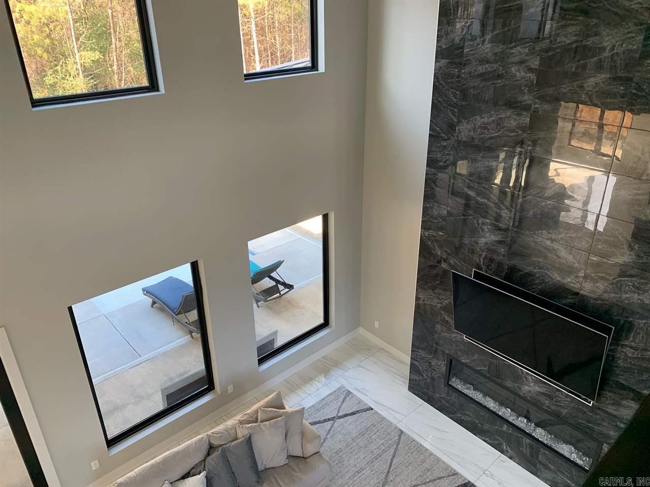 HURRICANE LAKE EST - Residential