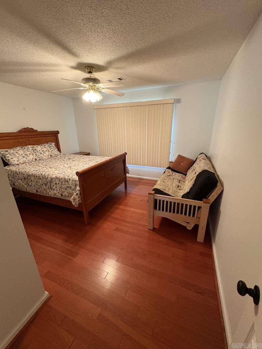 PARK SHORES - Residential