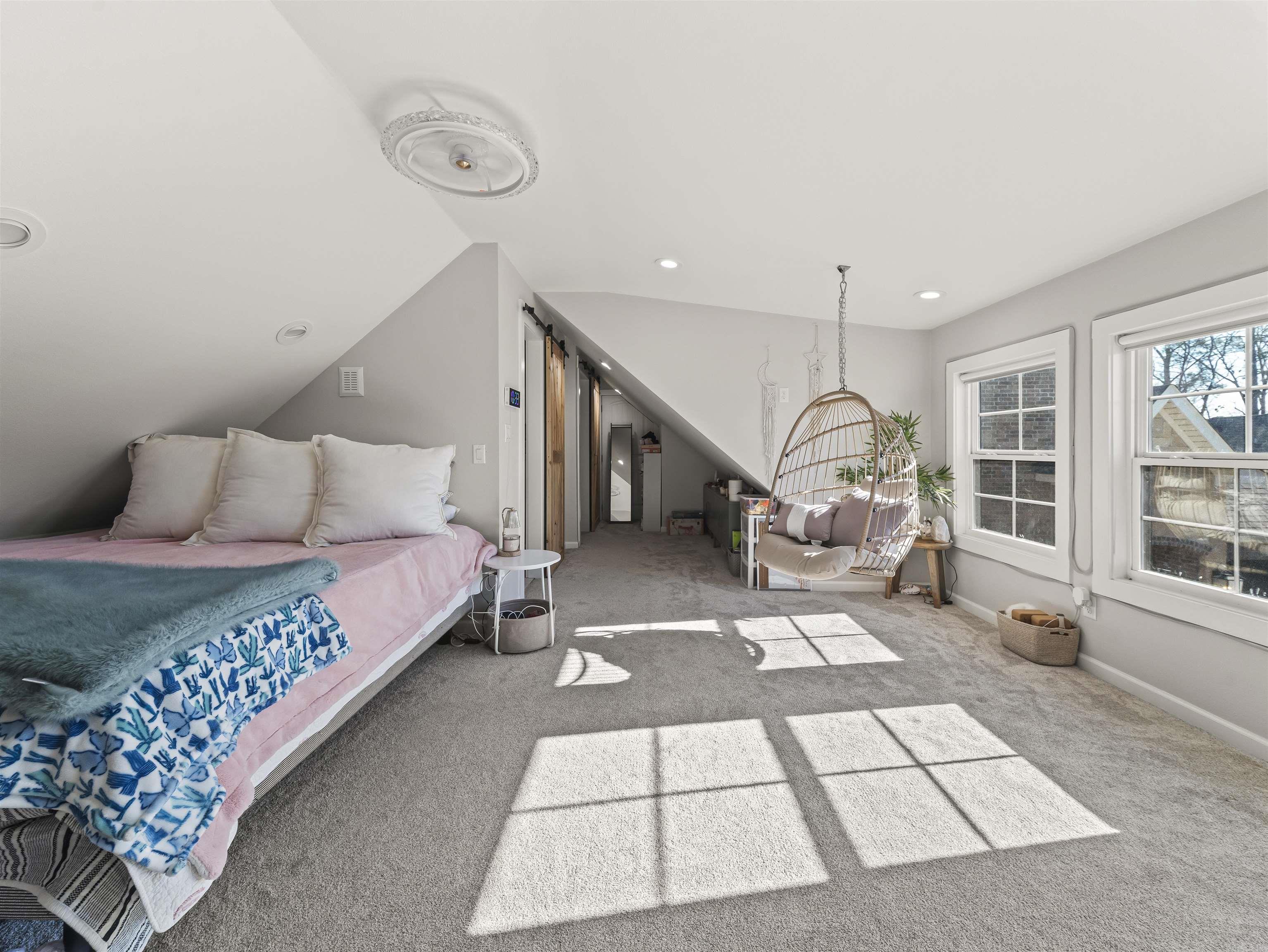 ARLINGTON PARK - Residential