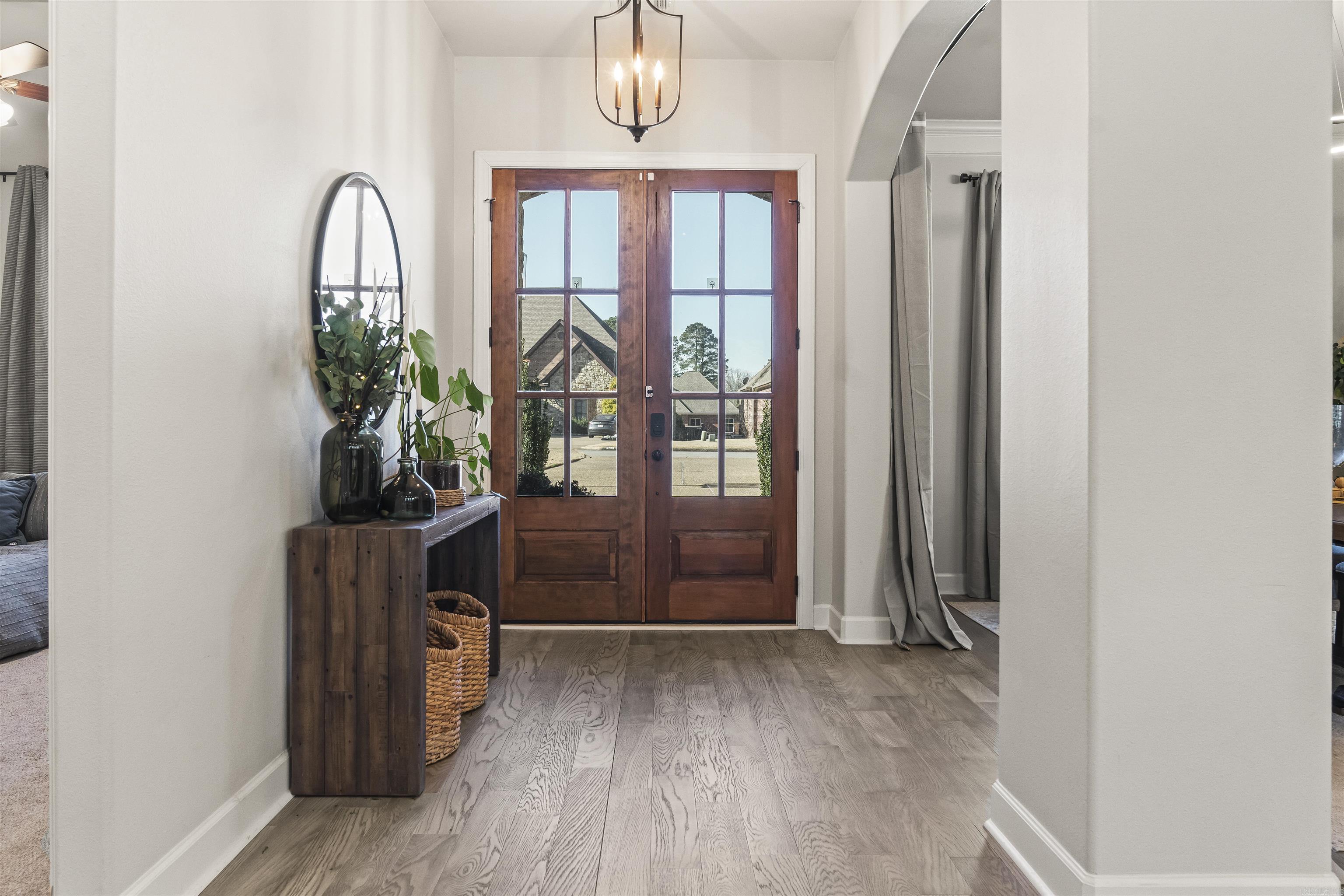 ARLINGTON PARK - Residential