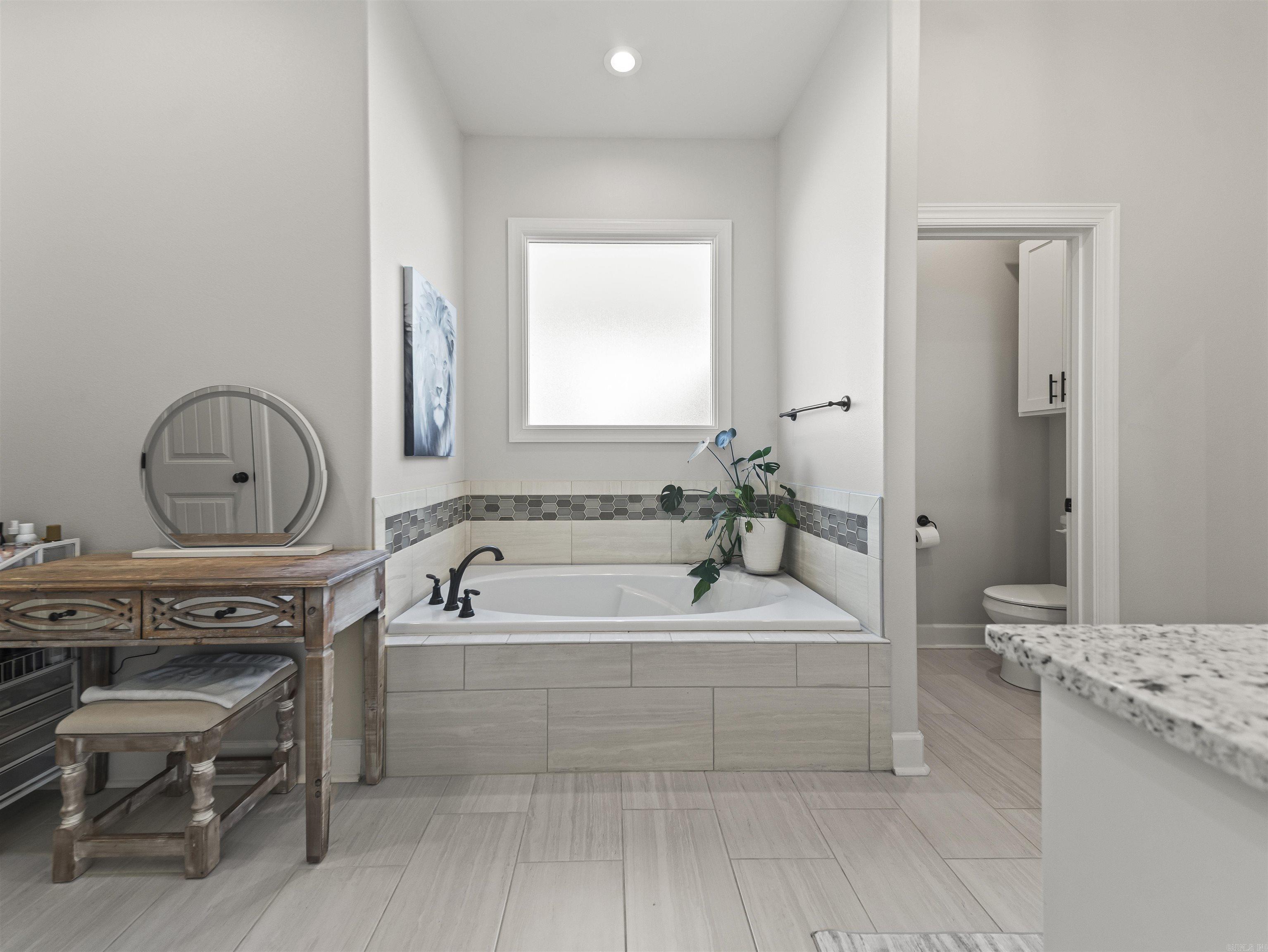 ARLINGTON PARK - Residential