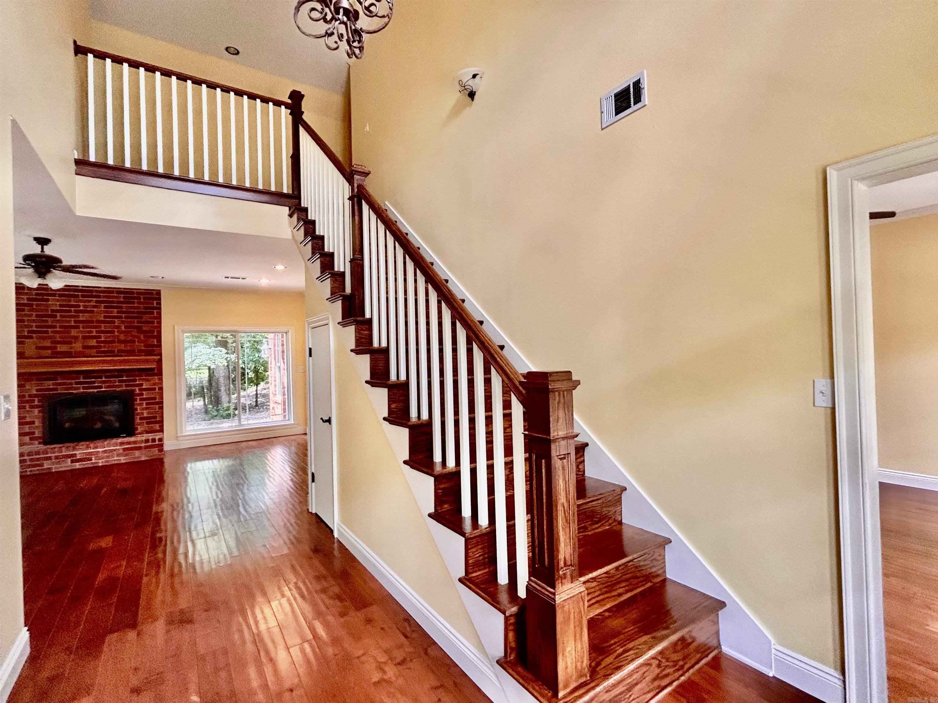 COUNTRY CLUB EAST ADD (SEARCY) - Residential