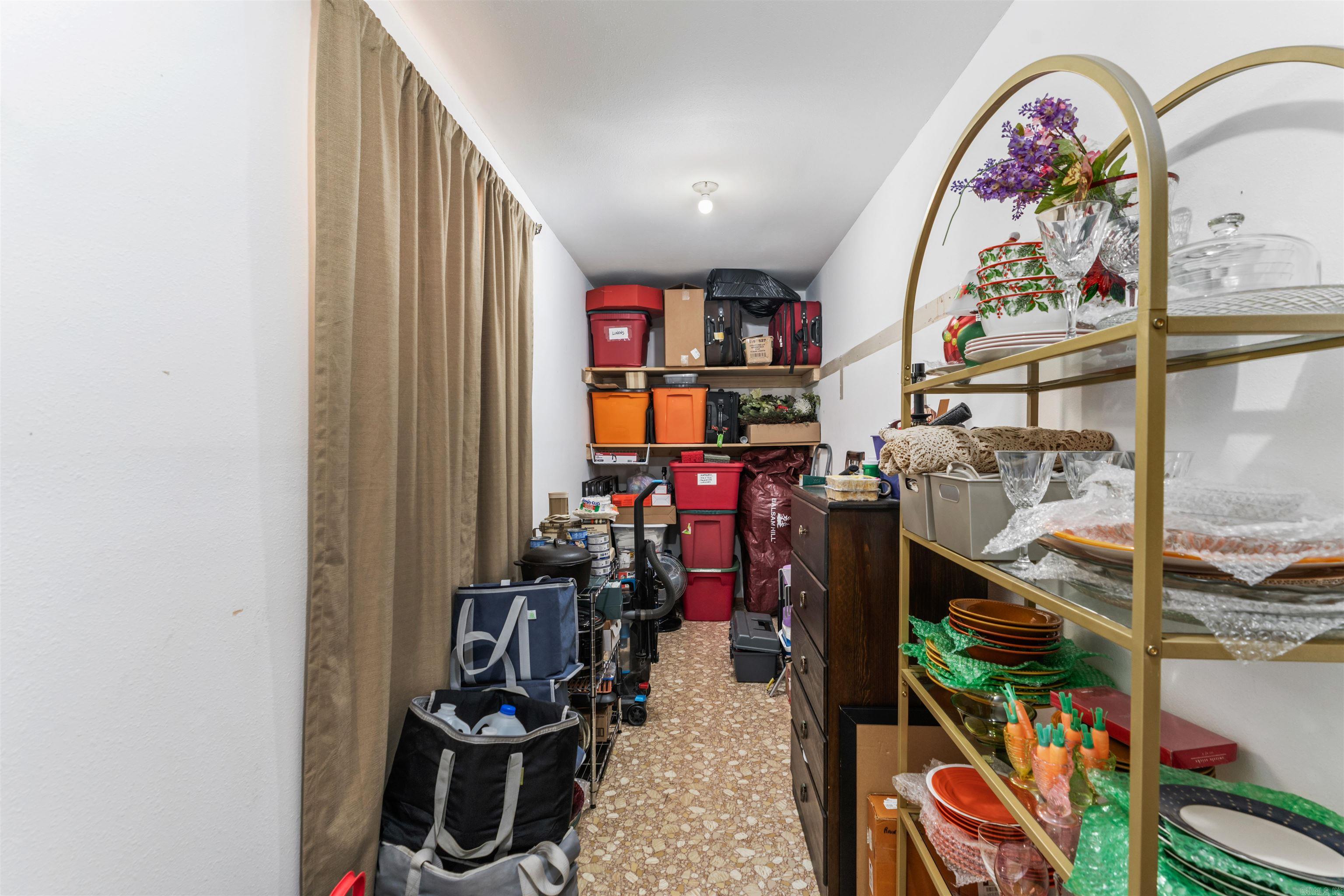 Gerona - Residential