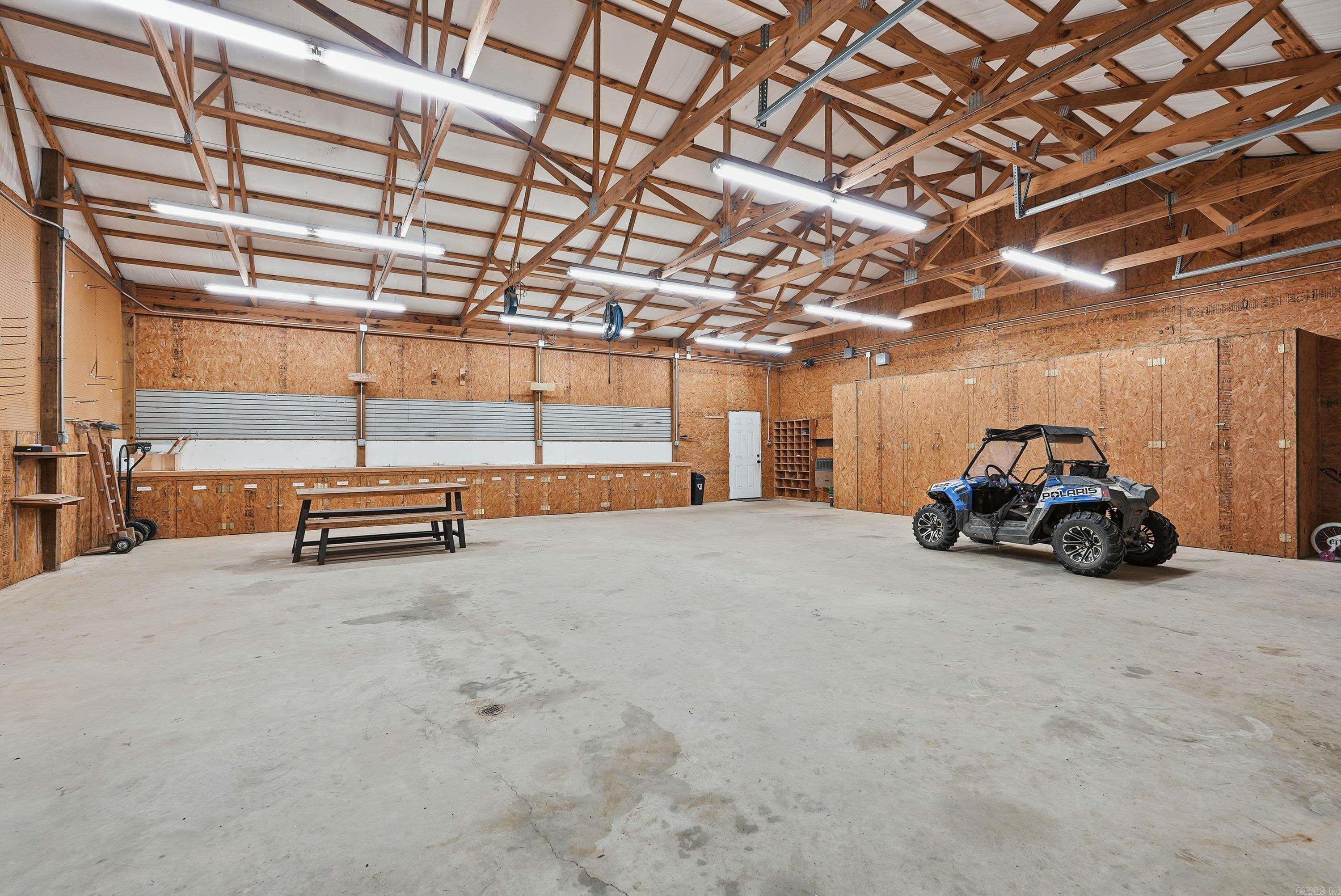 TATER HILL EST - Residential