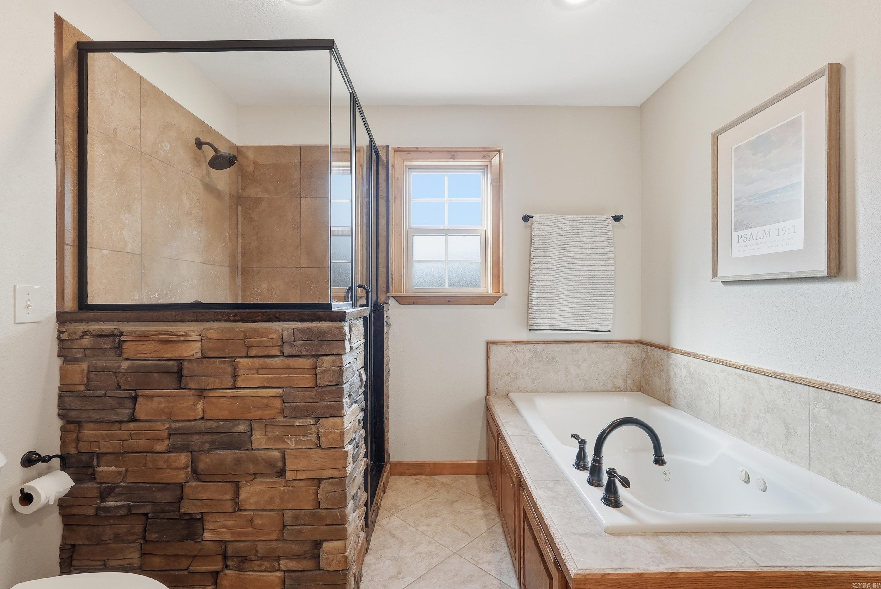 TATER HILL EST - Residential