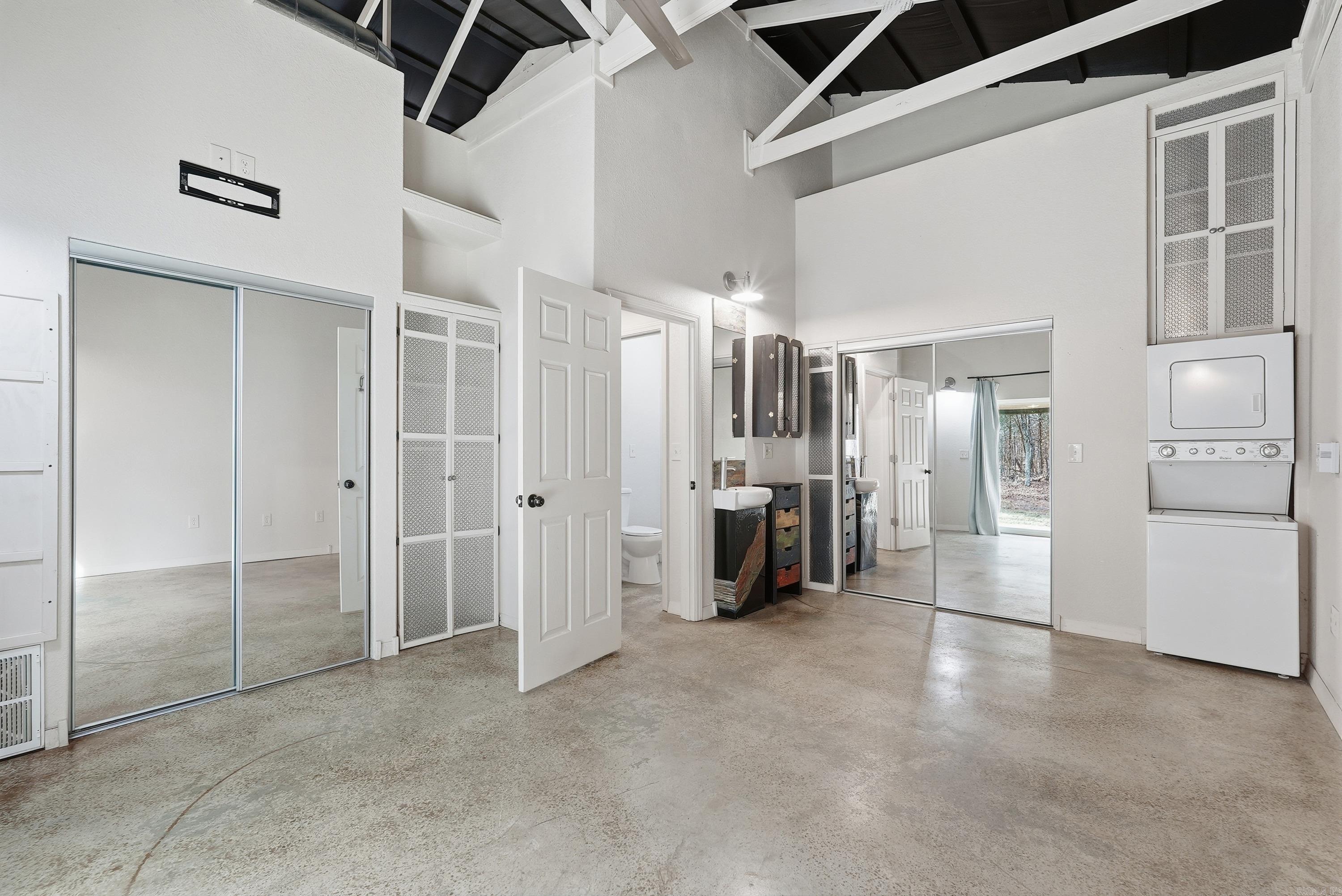 TATER HILL EST - Residential