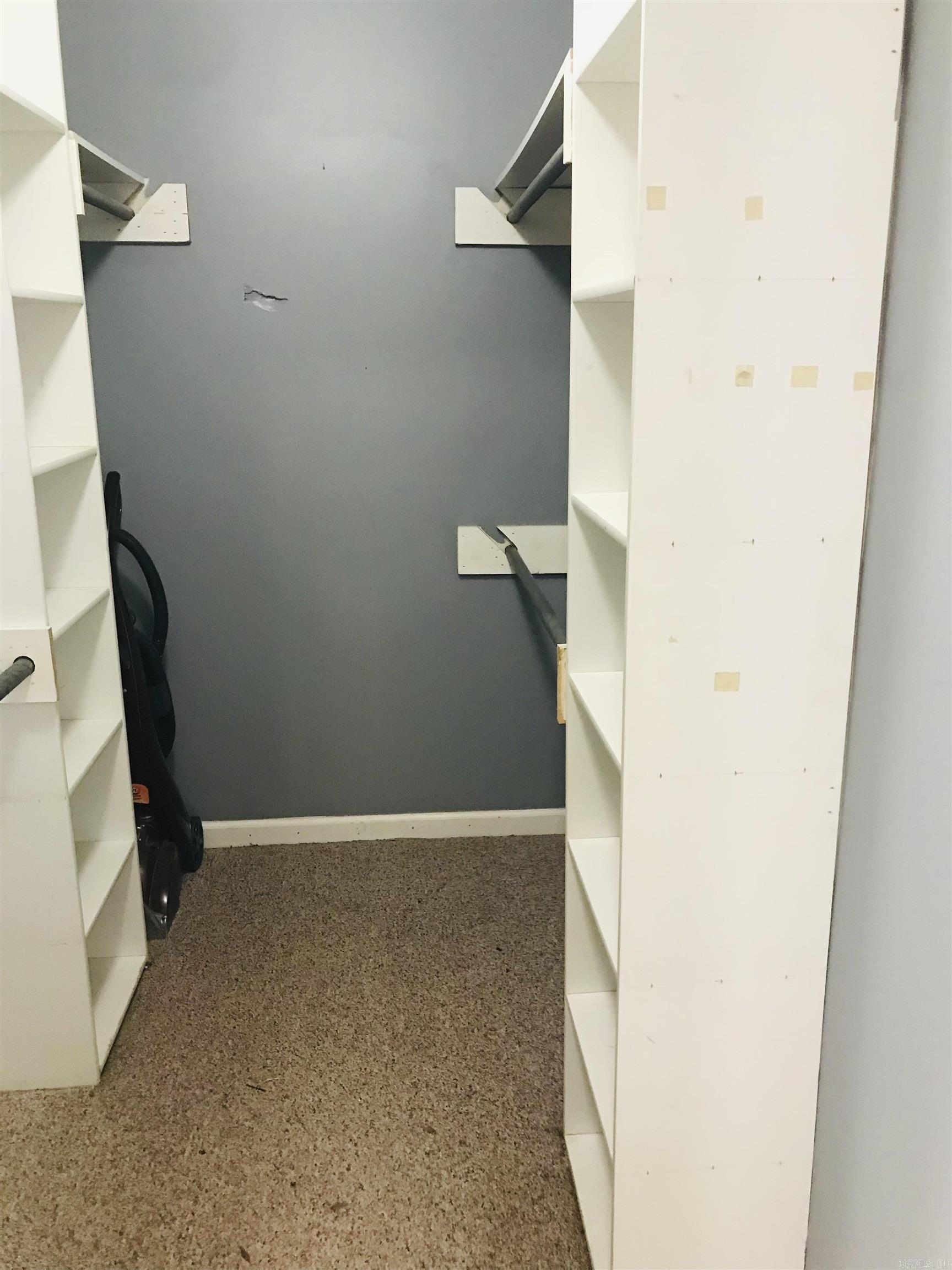 MAIN PLACE - Residential