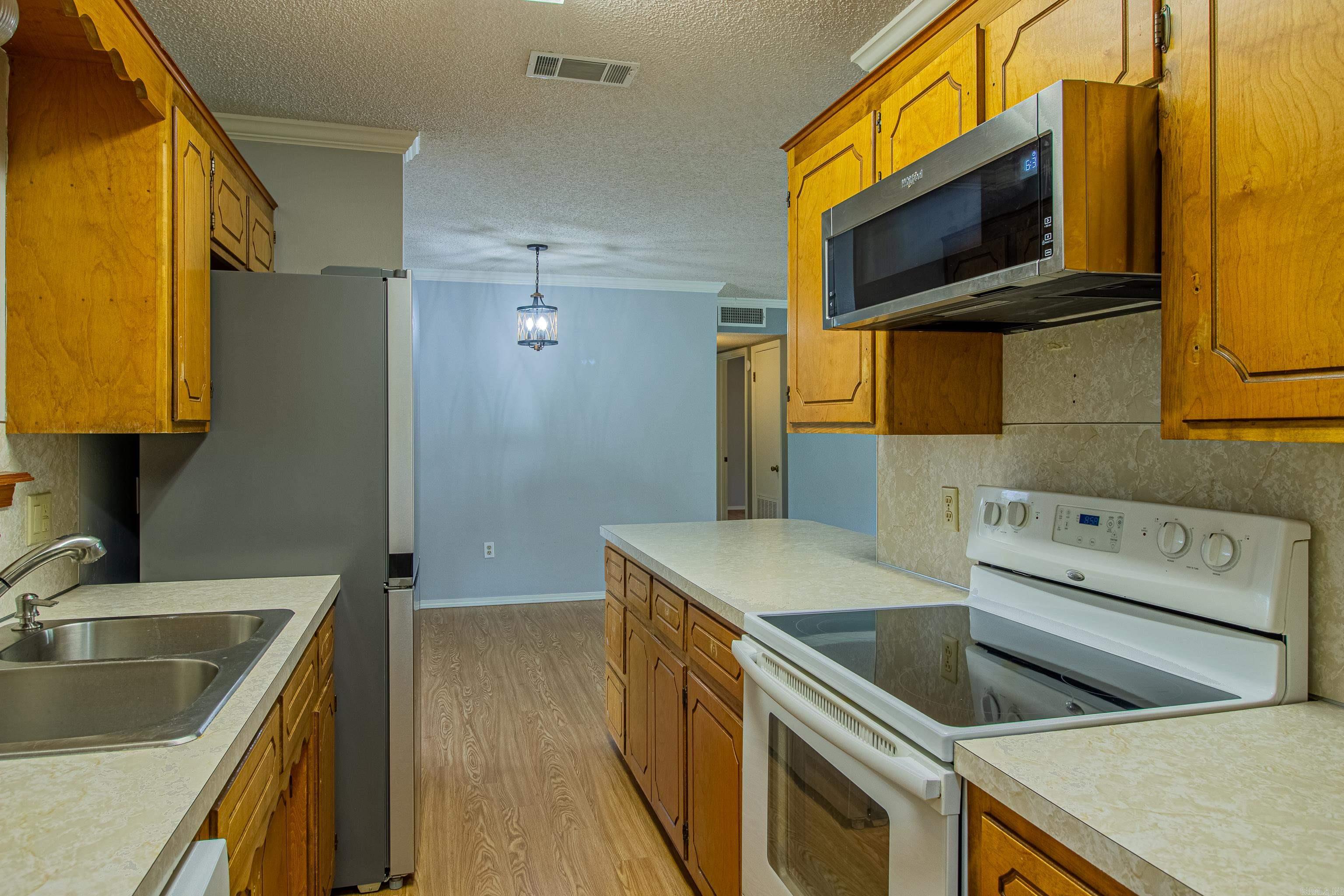 WESTWOOD VILLAGE - Residential