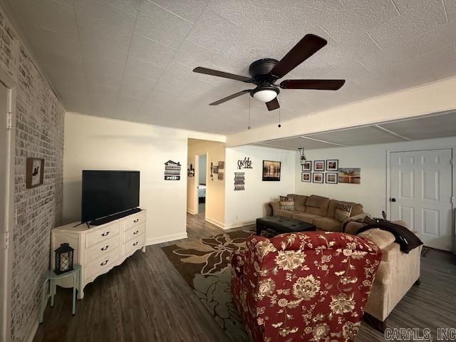Todd Davis Lakeshore IV - Residential