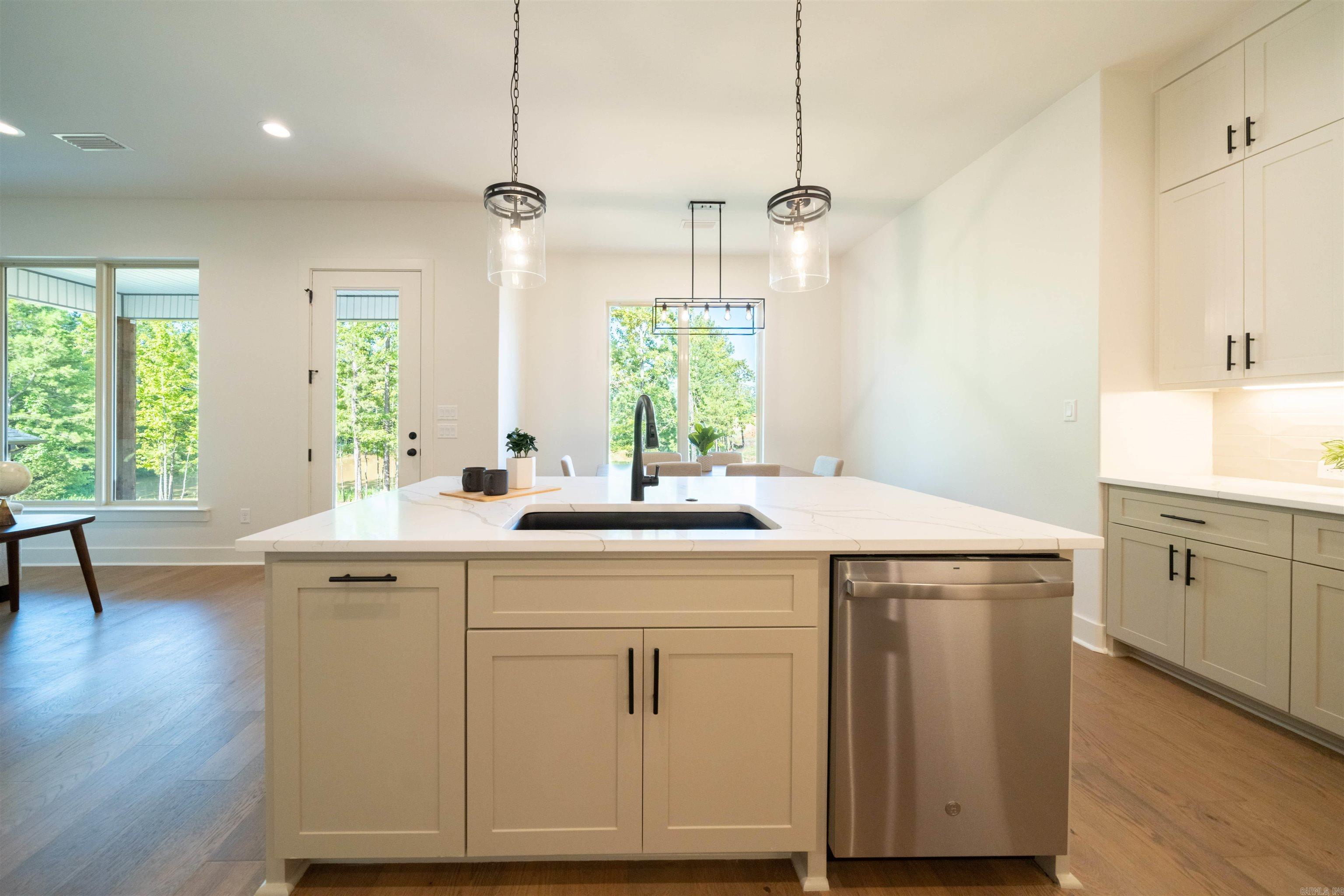 STONEBROOK - Residential