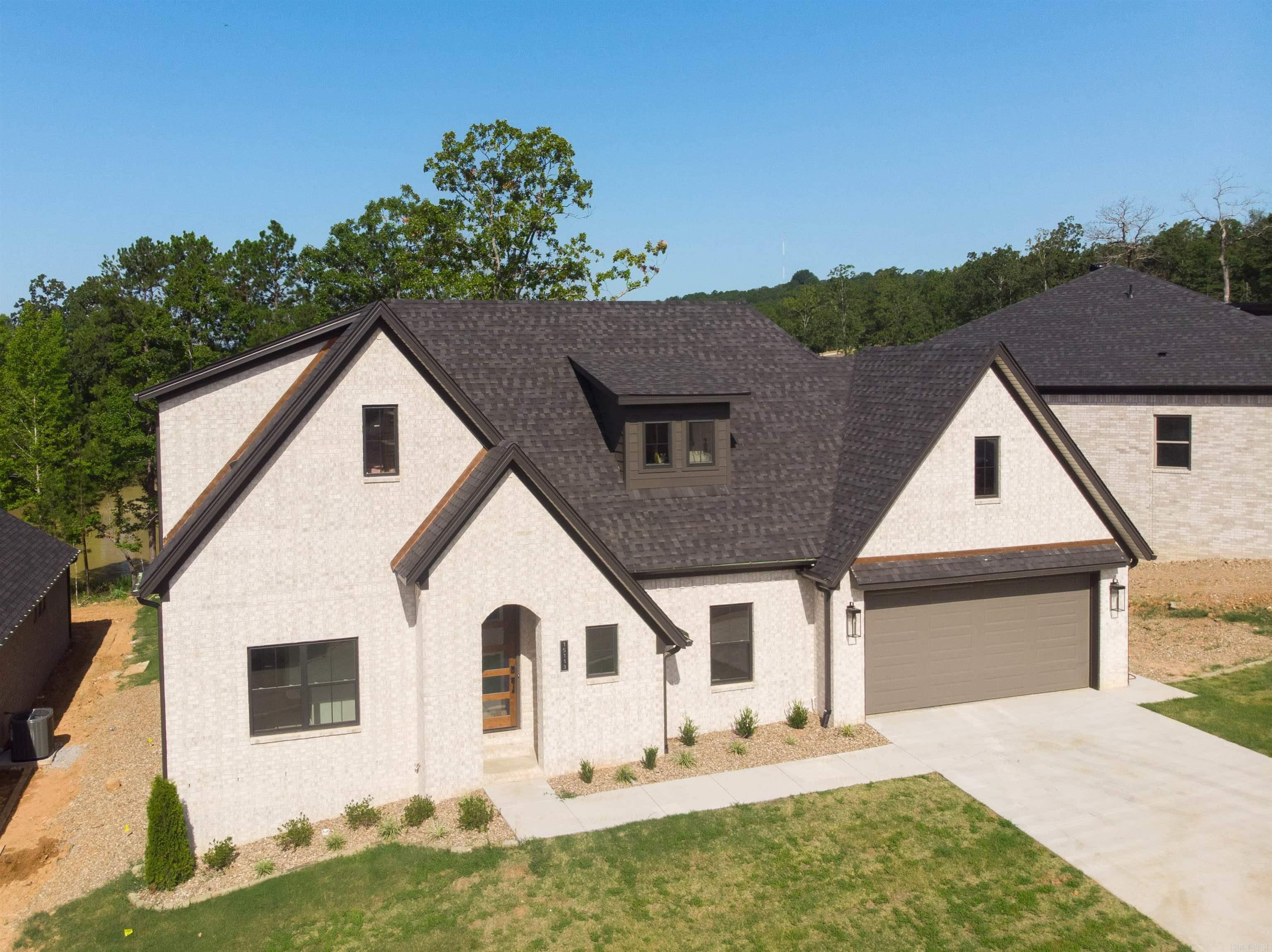 STONEBROOK - Residential