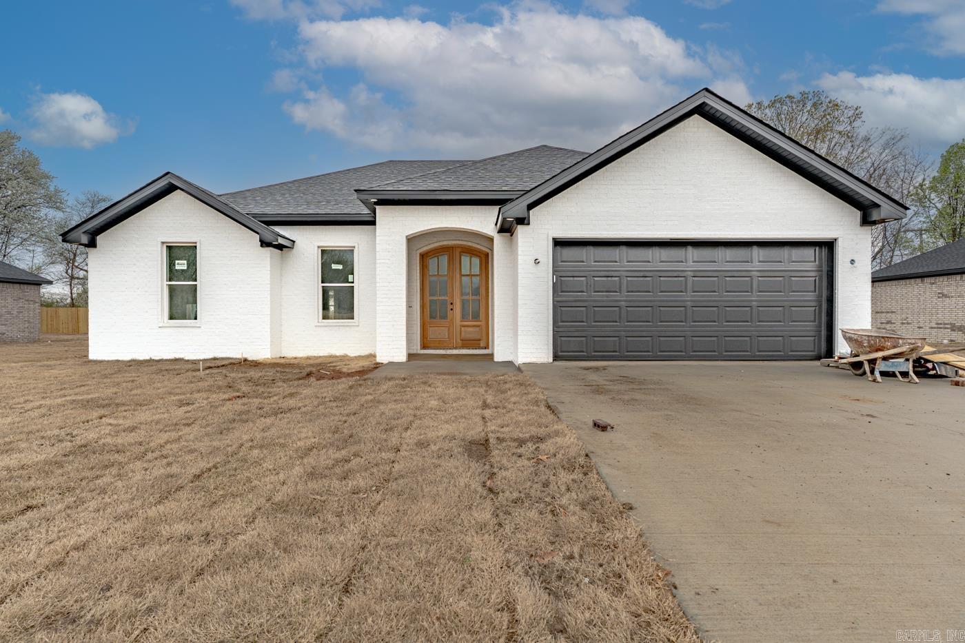 WOODLAND TRAILS - Residential