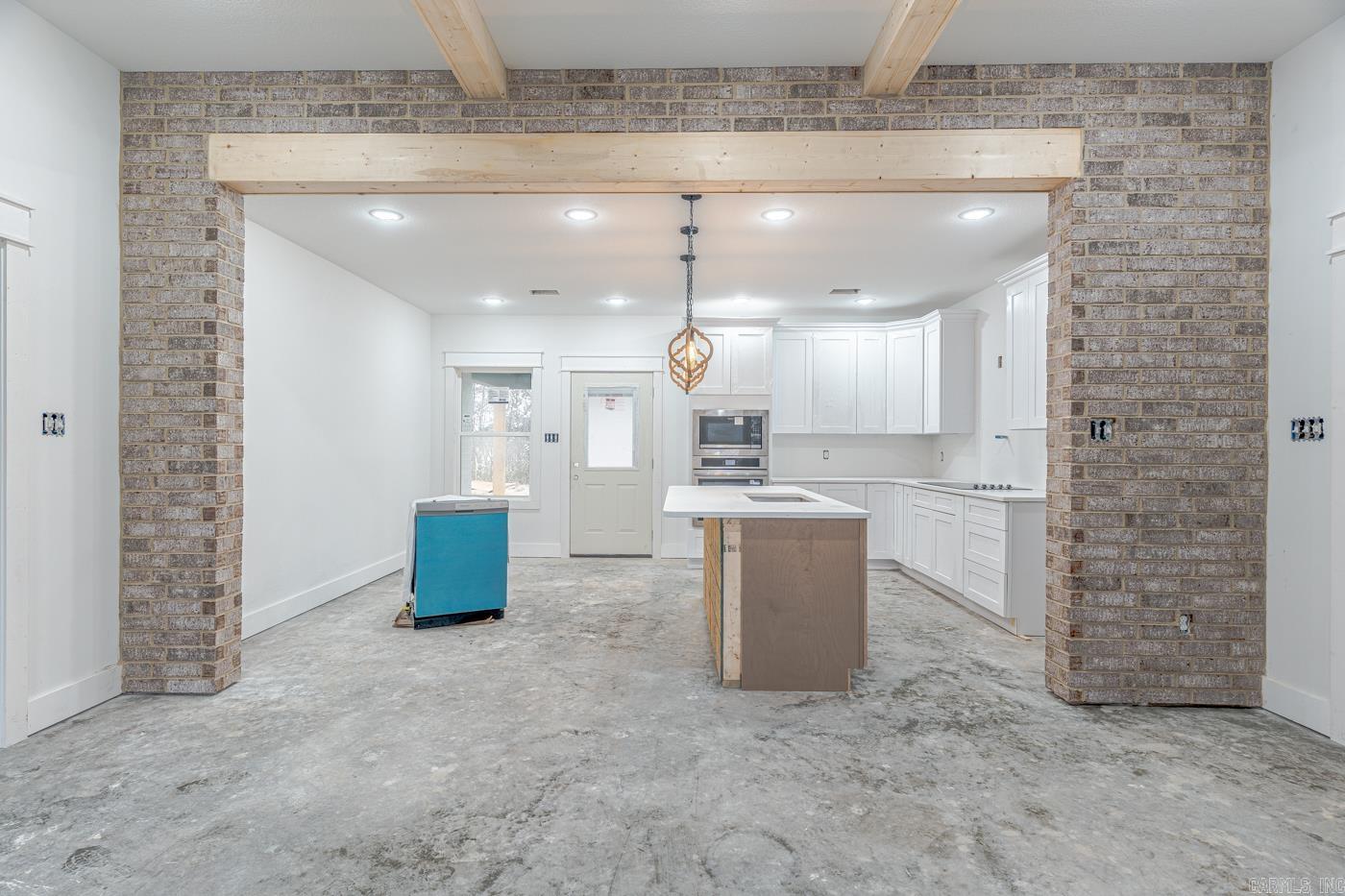 WOODLAND TRAILS - Residential