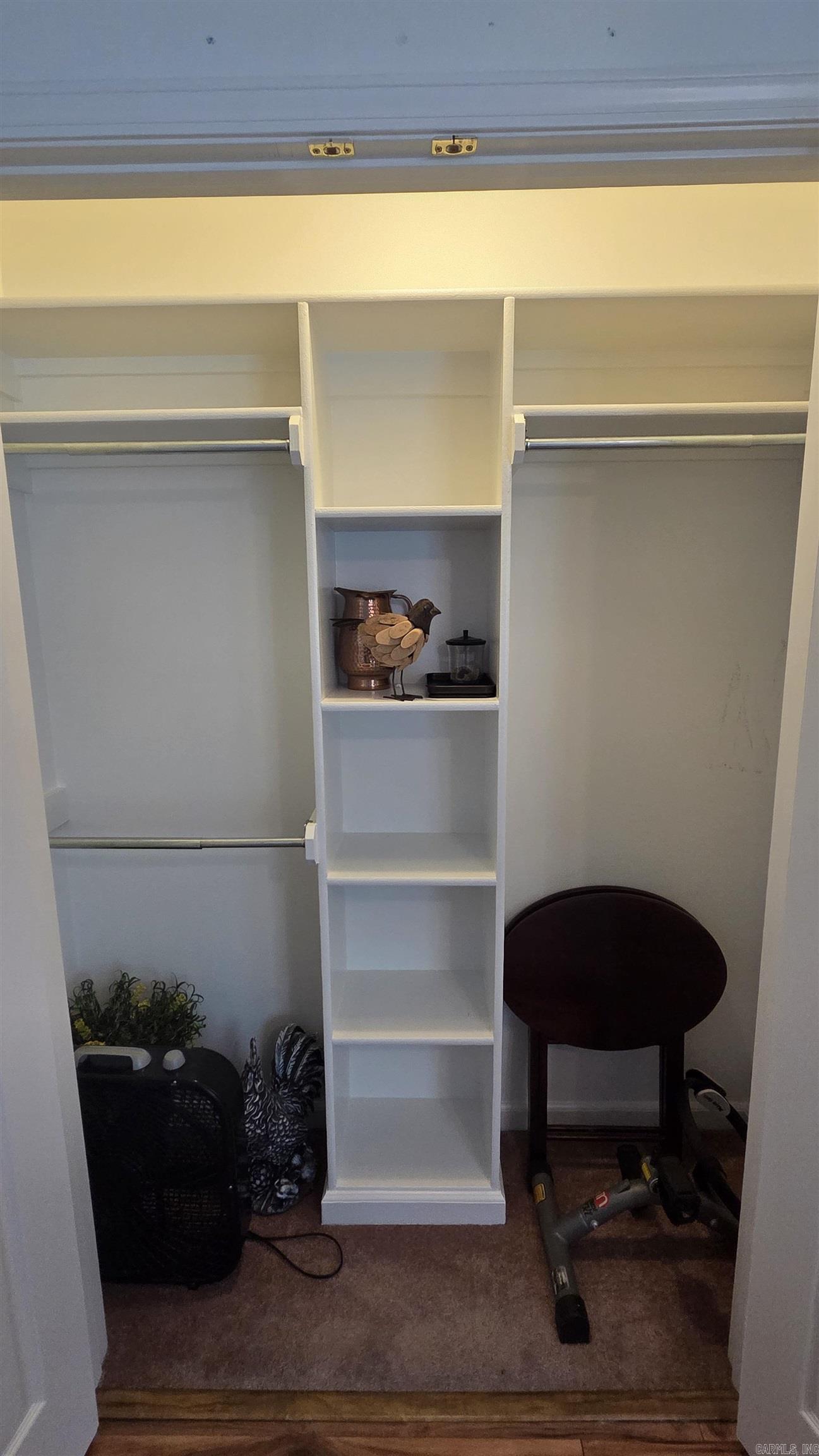 WOODBRIDGE - Residential