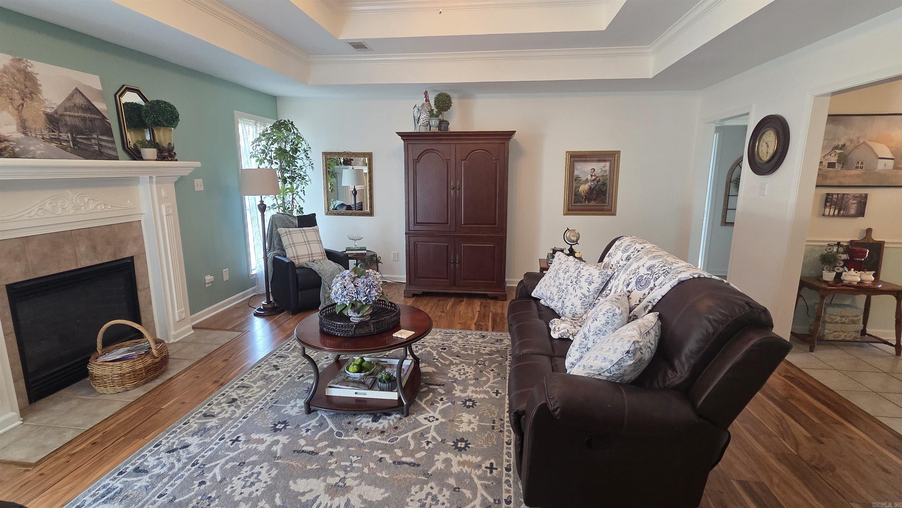 WOODBRIDGE - Residential