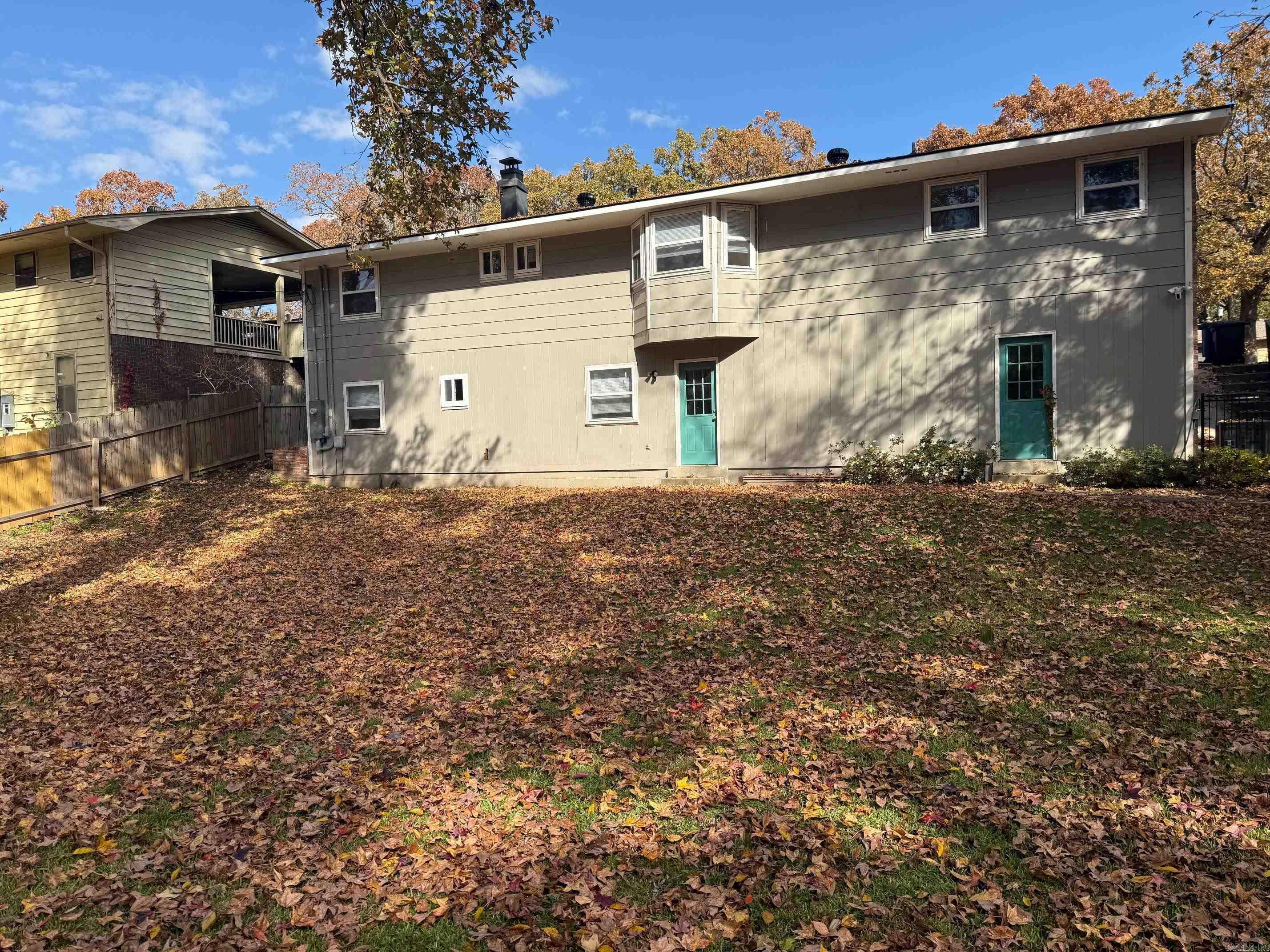 INDIAN HILLS - Residential