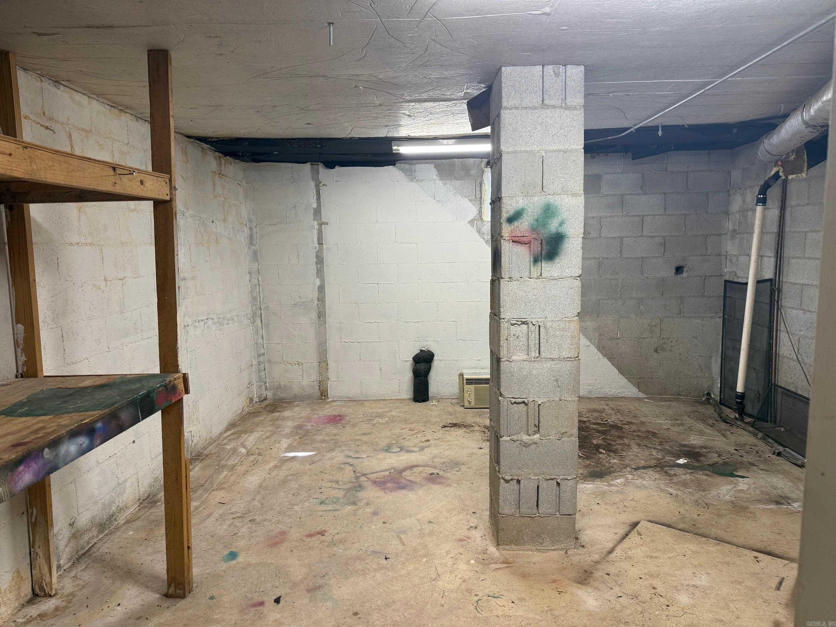 INDIAN HILLS - Residential