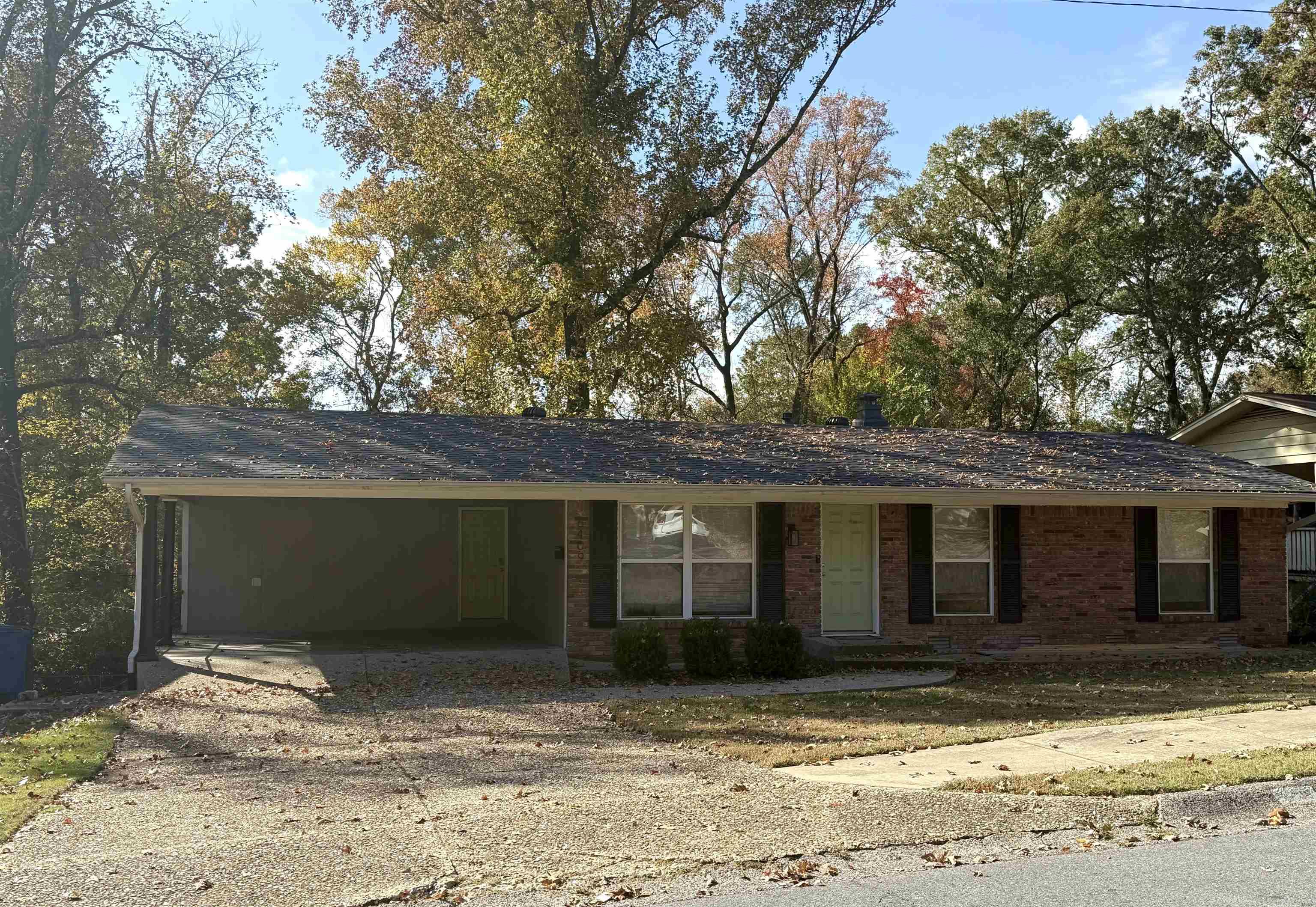 INDIAN HILLS - Residential