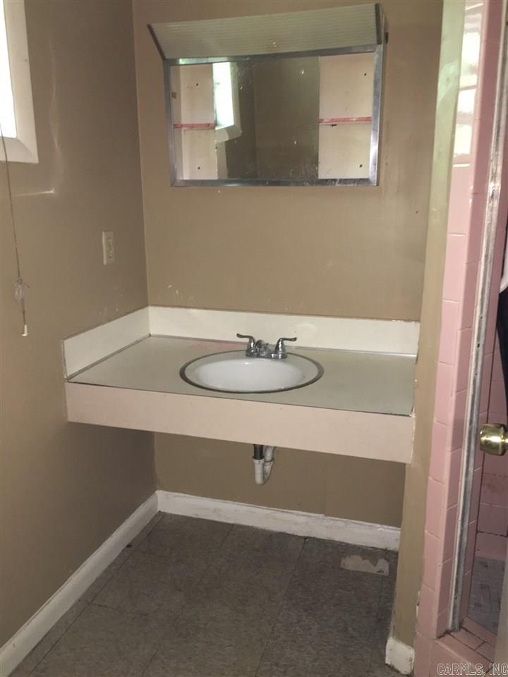 Chicot Terrace - Residential Lease