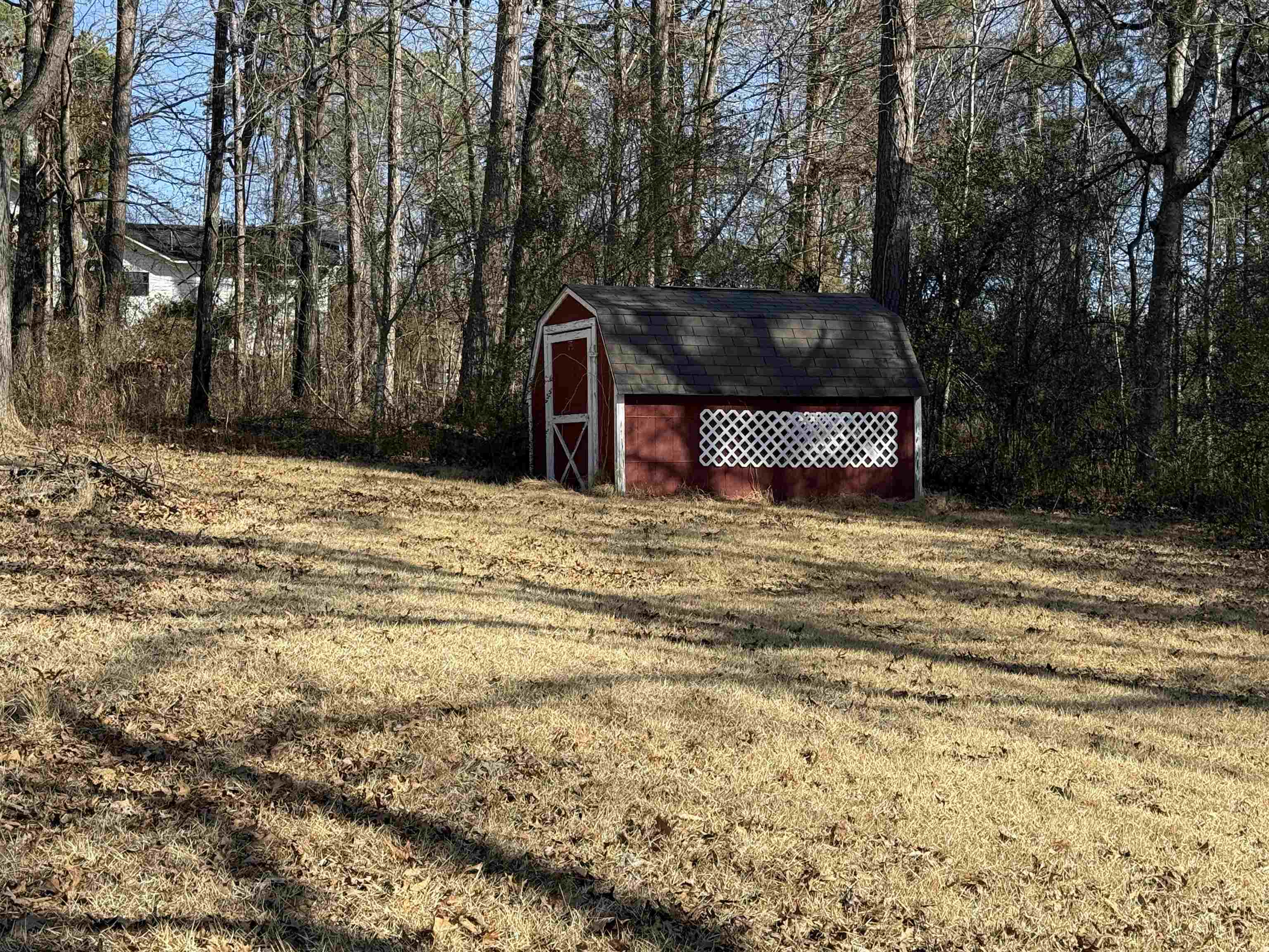 ASHLEY WOODS - Residential