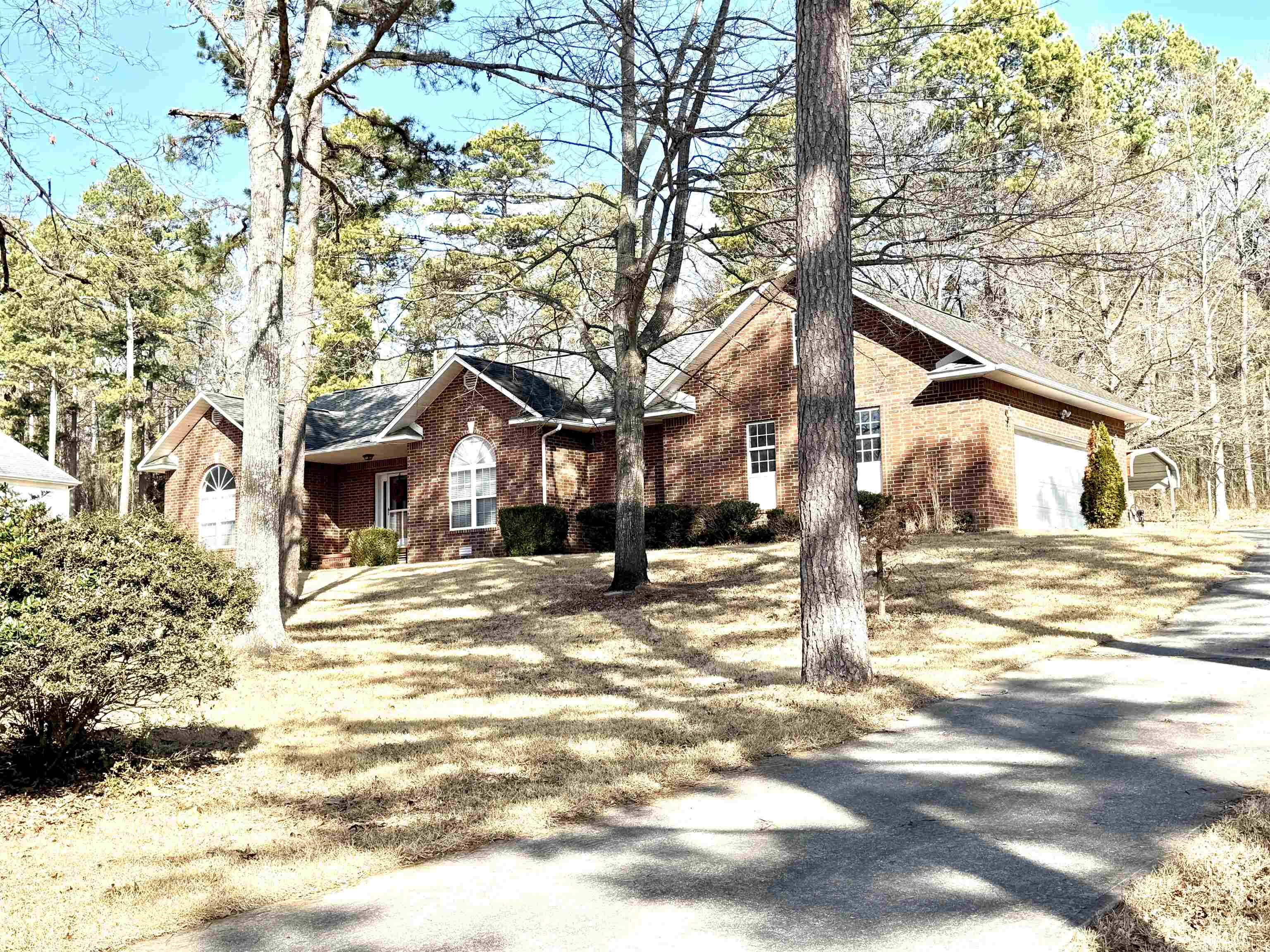 ASHLEY WOODS - Residential