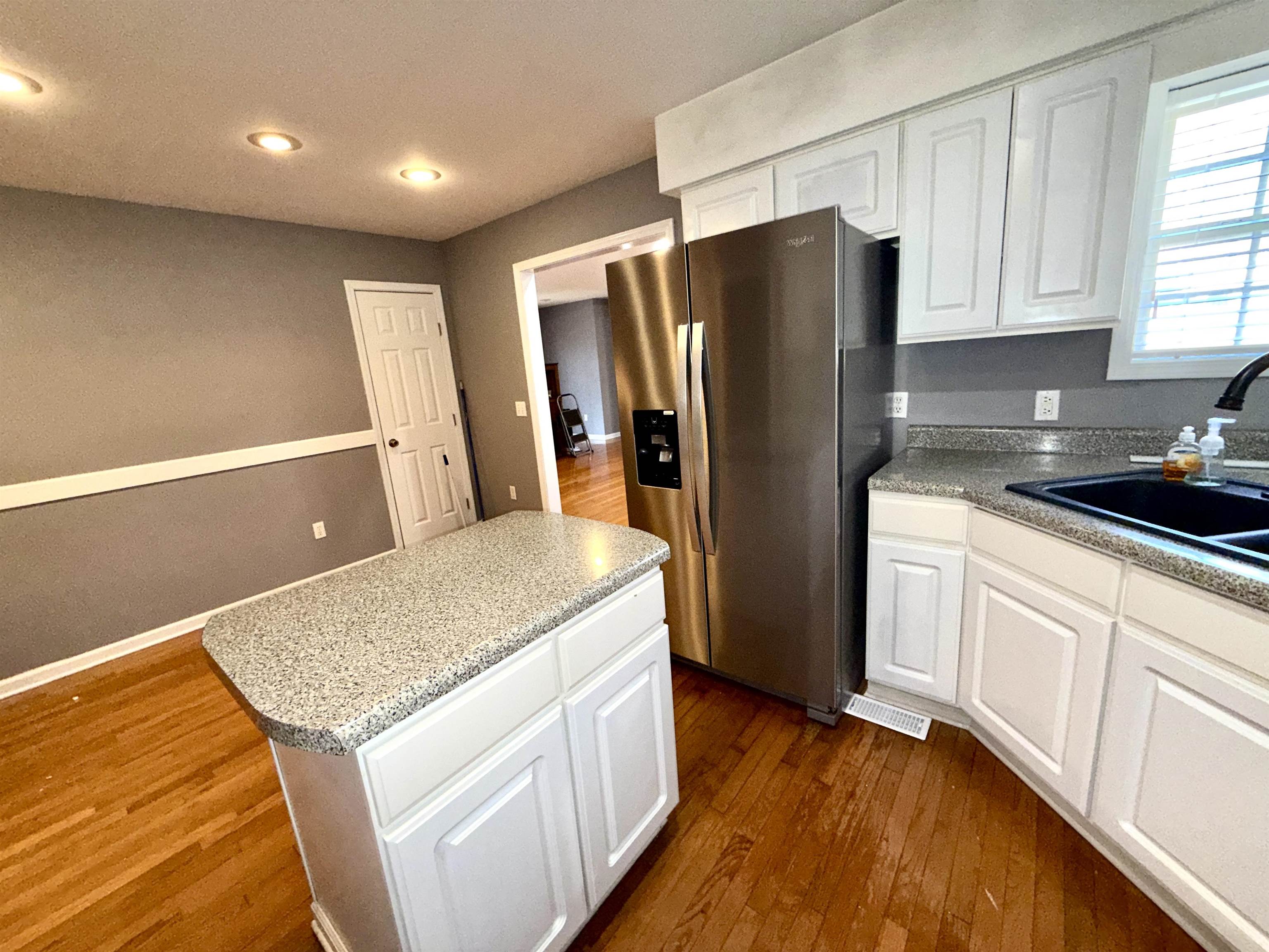 ASHLEY WOODS - Residential