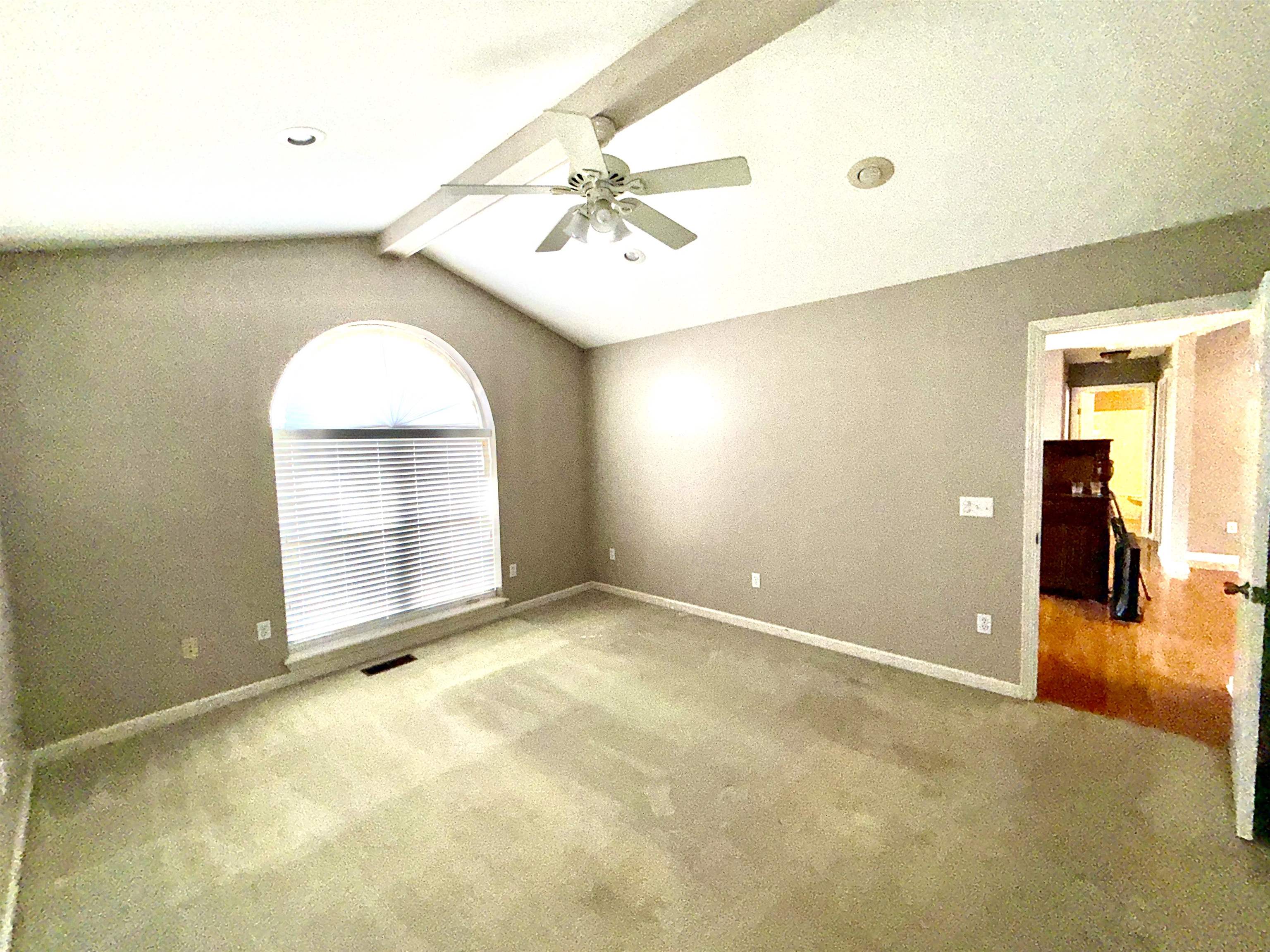 ASHLEY WOODS - Residential