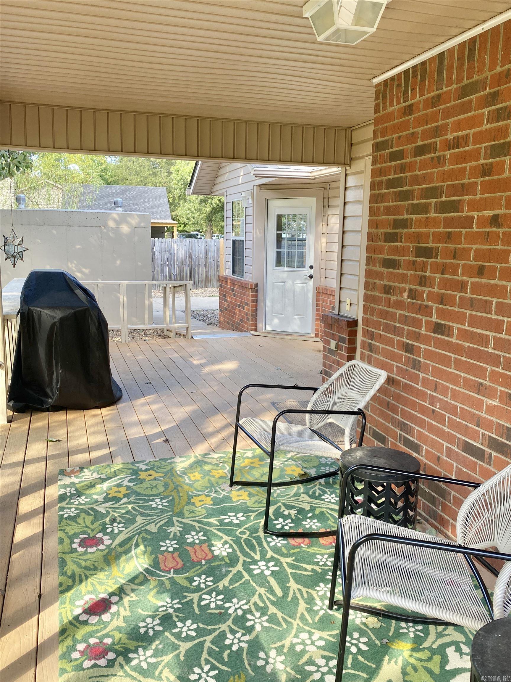 Simmons Place - Residential