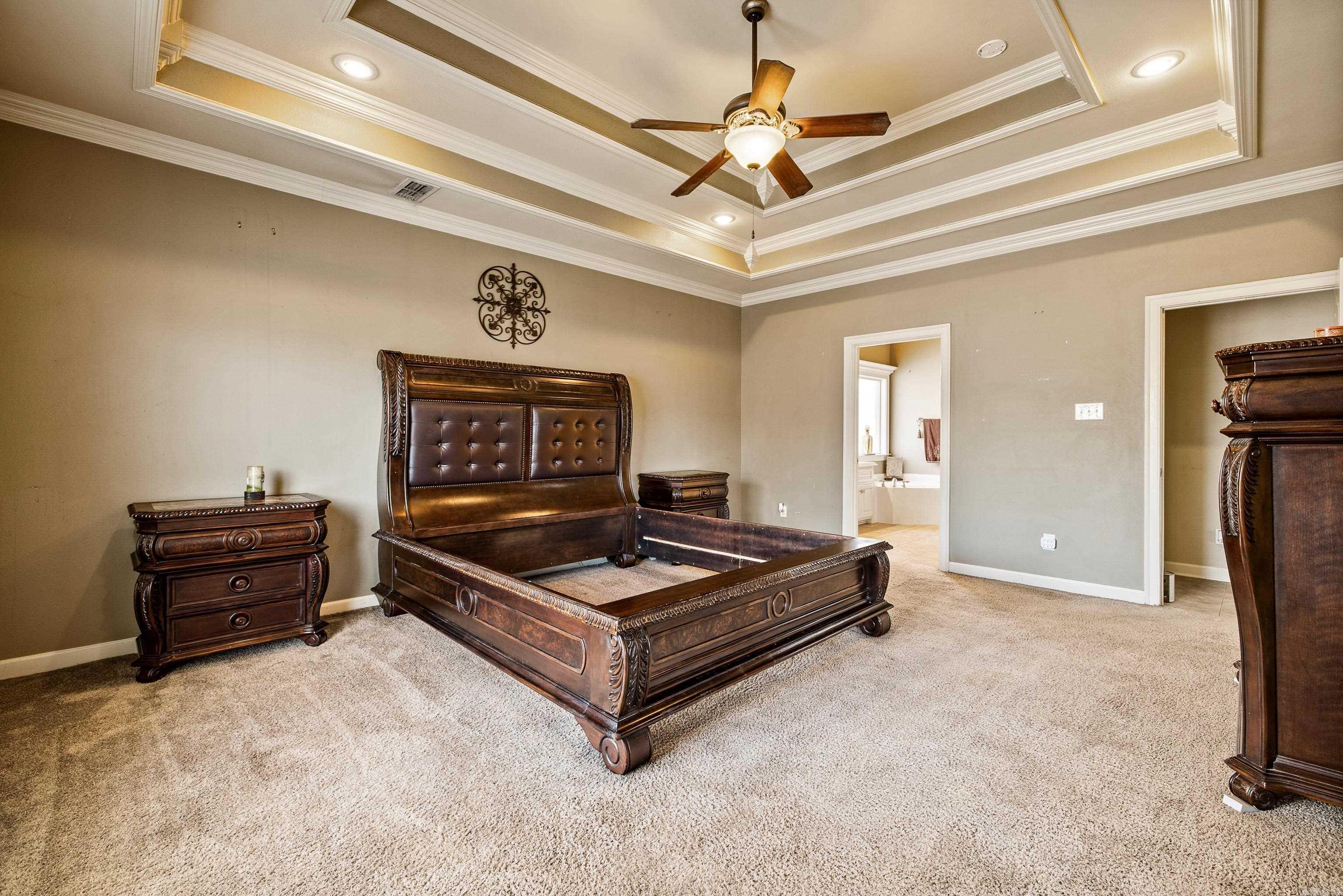 MADISON VALLEY - Residential