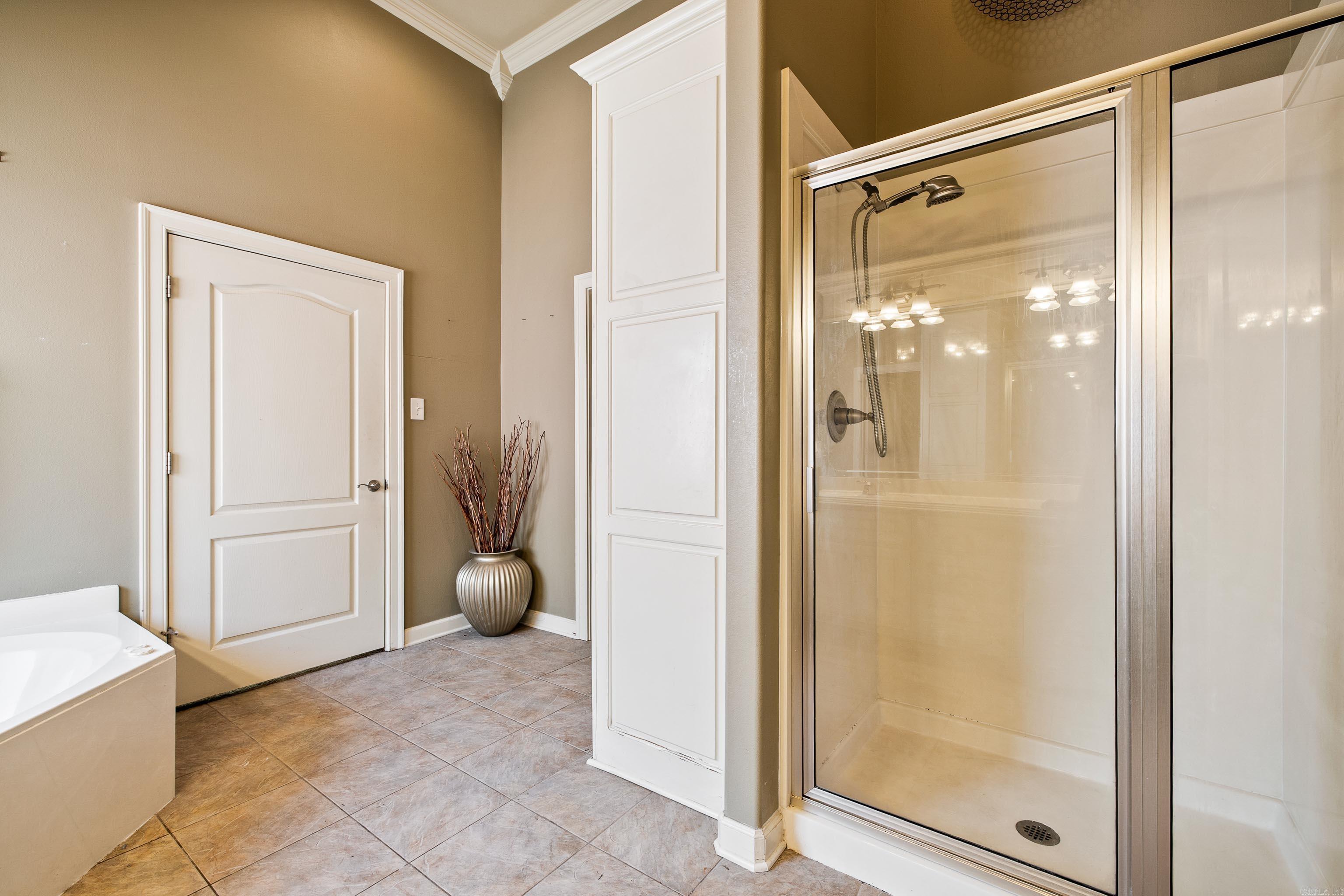 MADISON VALLEY - Residential