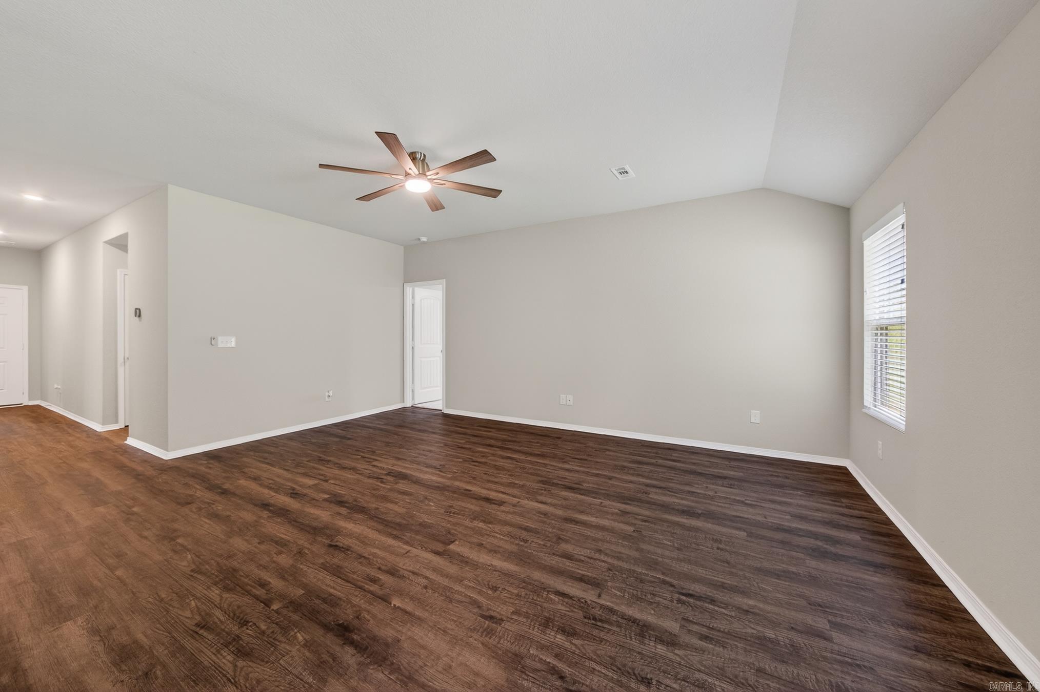 OAKLAND GROVE ESTATES - Residential