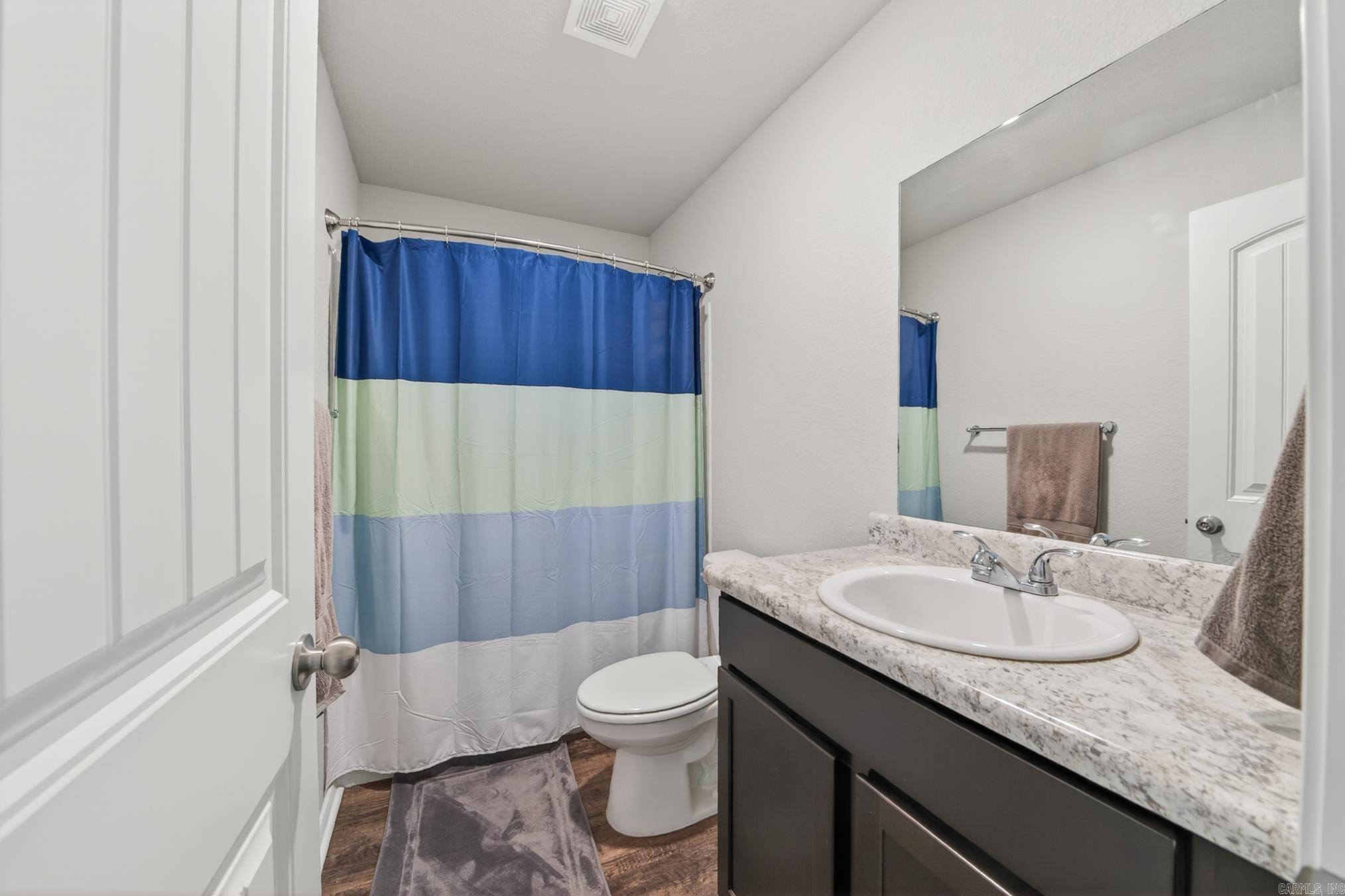 OAKLAND GROVE ESTATES - Residential