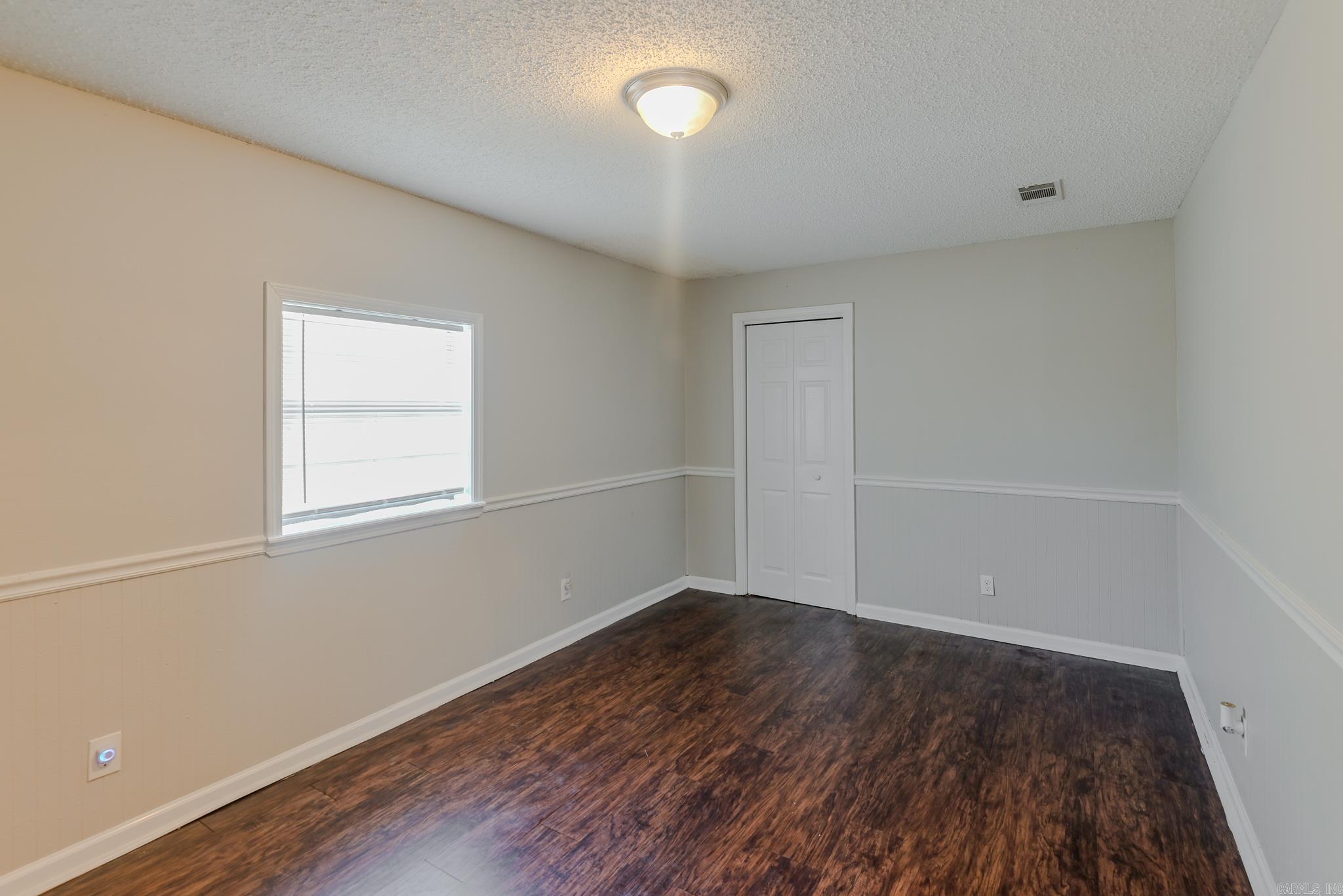 TROUTT - Residential