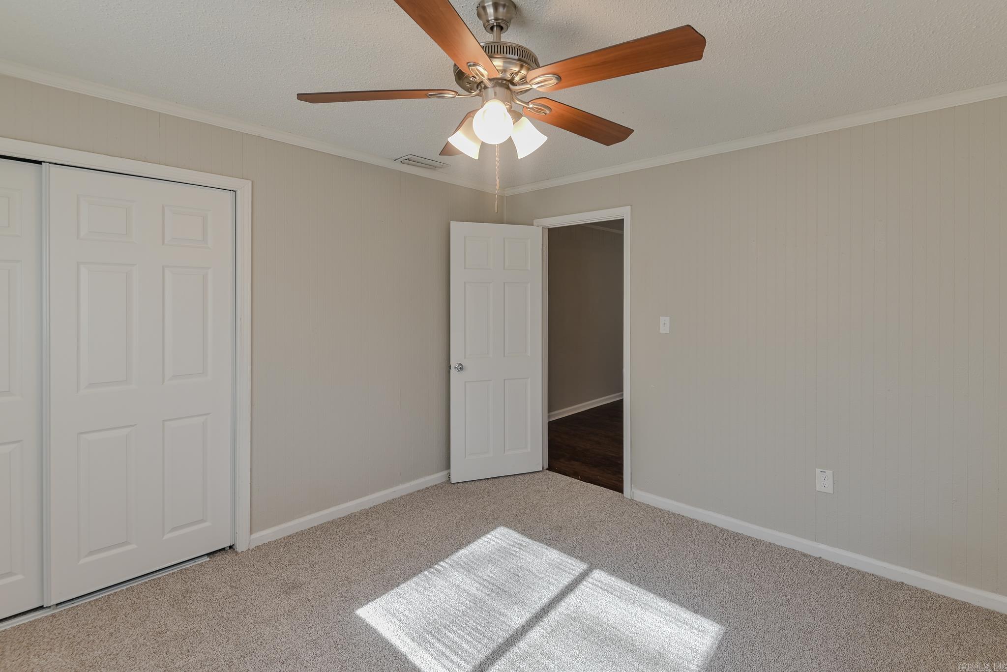 TROUTT - Residential