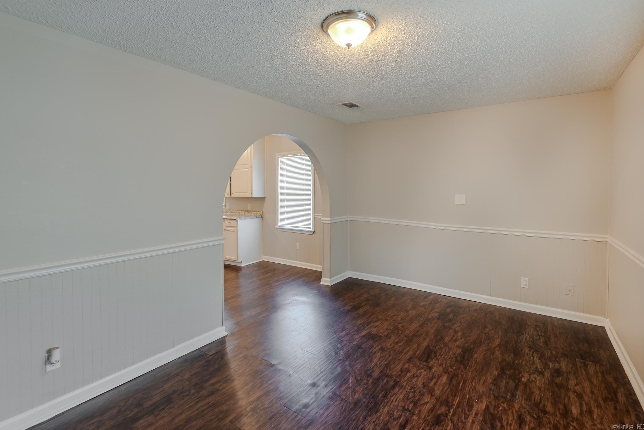 TROUTT - Residential