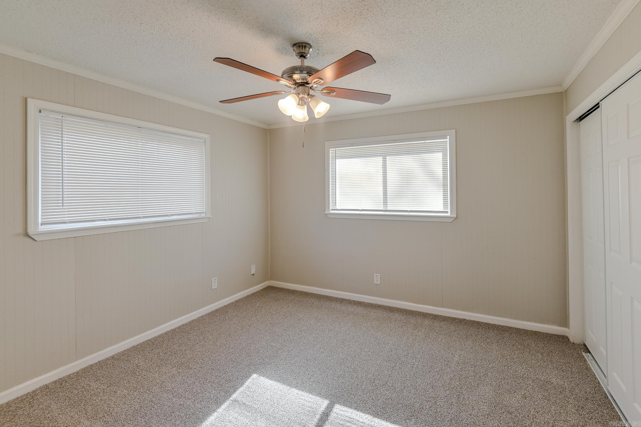 TROUTT - Residential