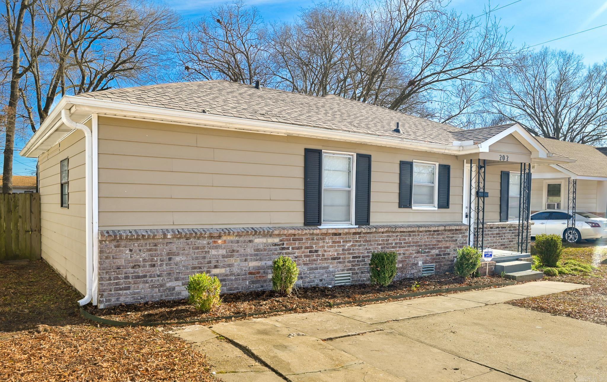 TROUTT - Residential