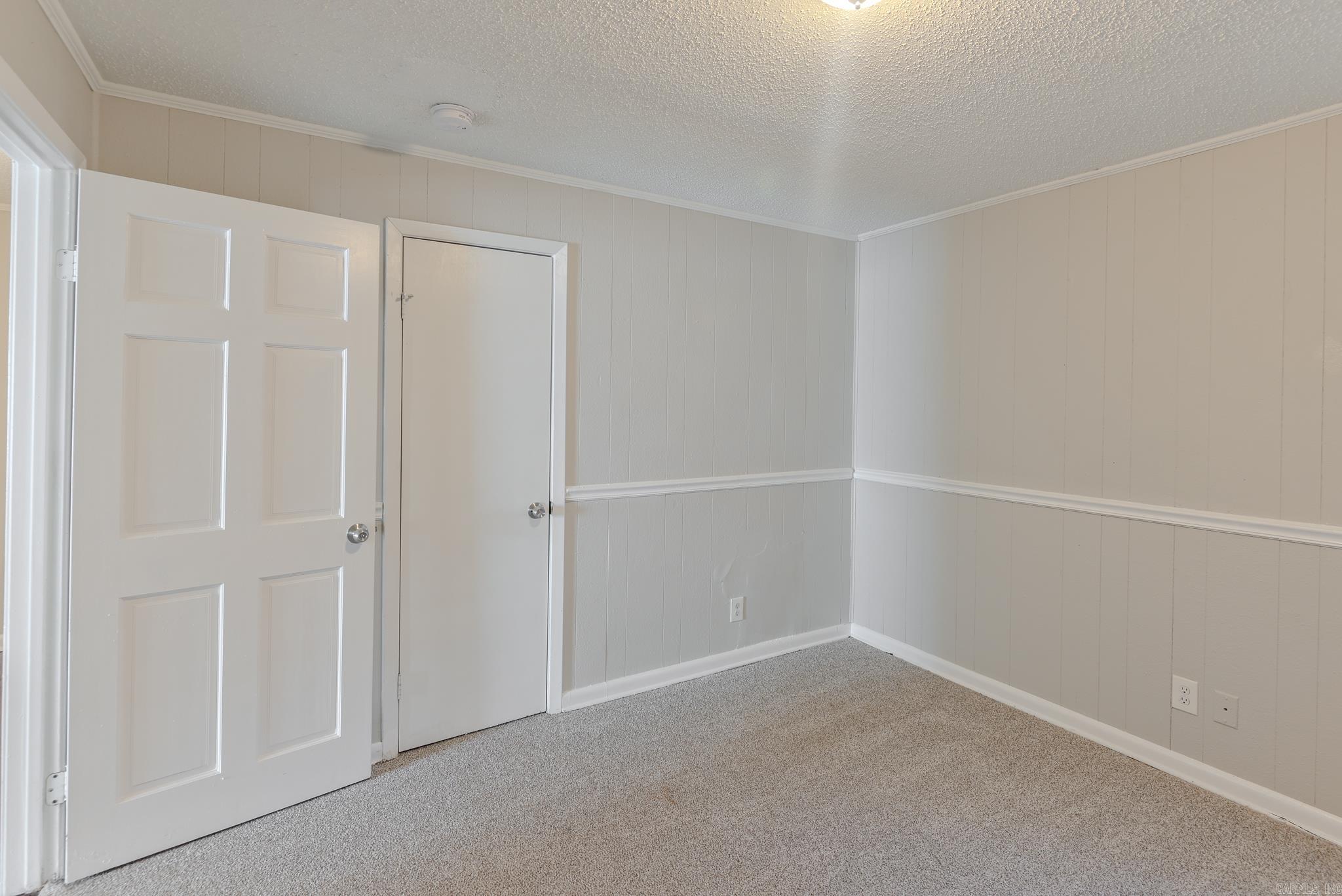 TROUTT - Residential