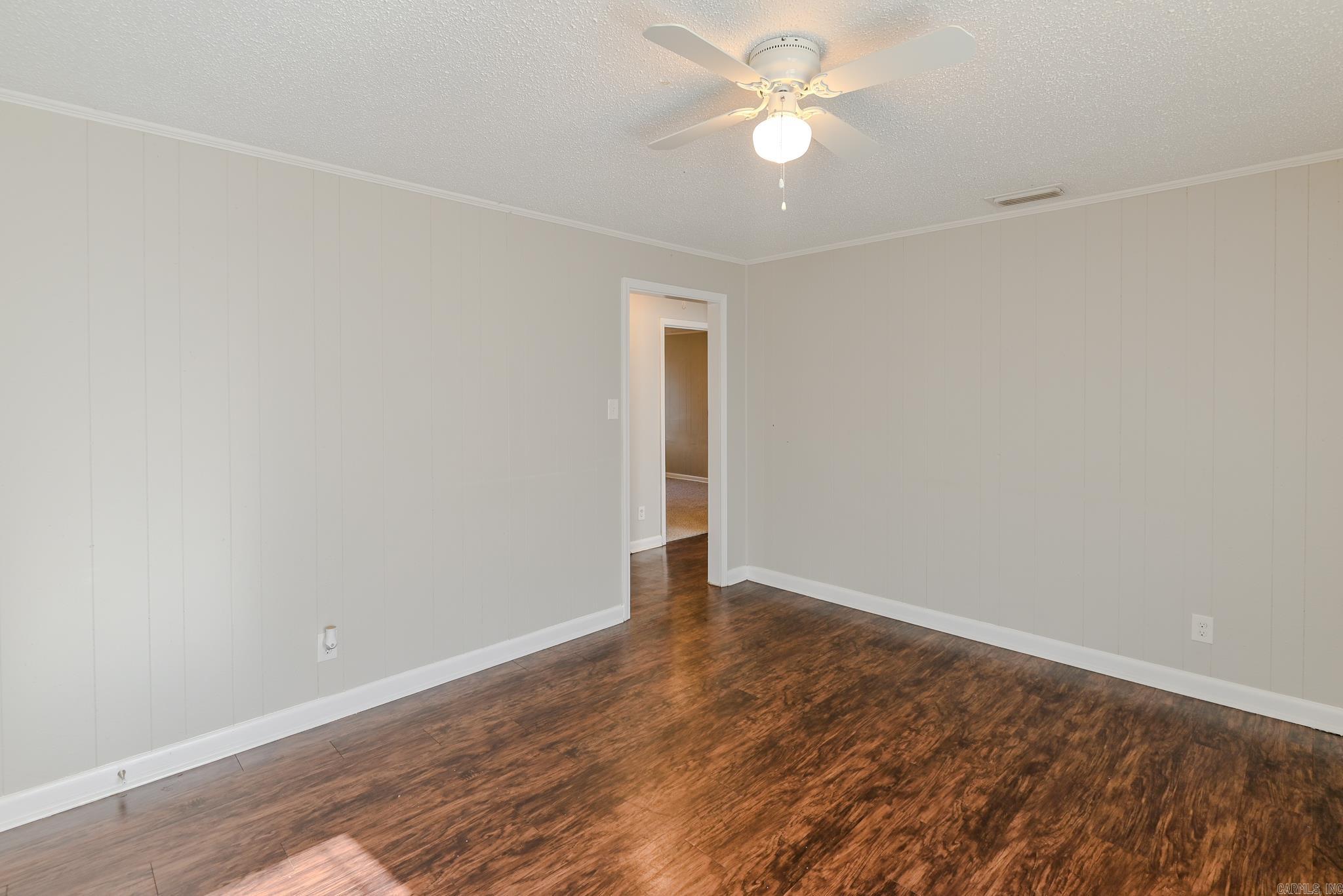 TROUTT - Residential