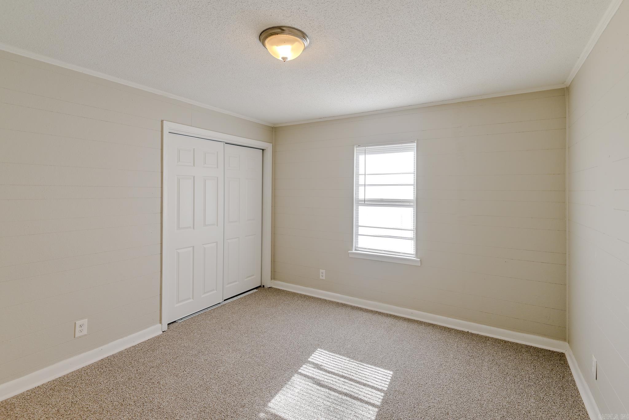 TROUTT - Residential