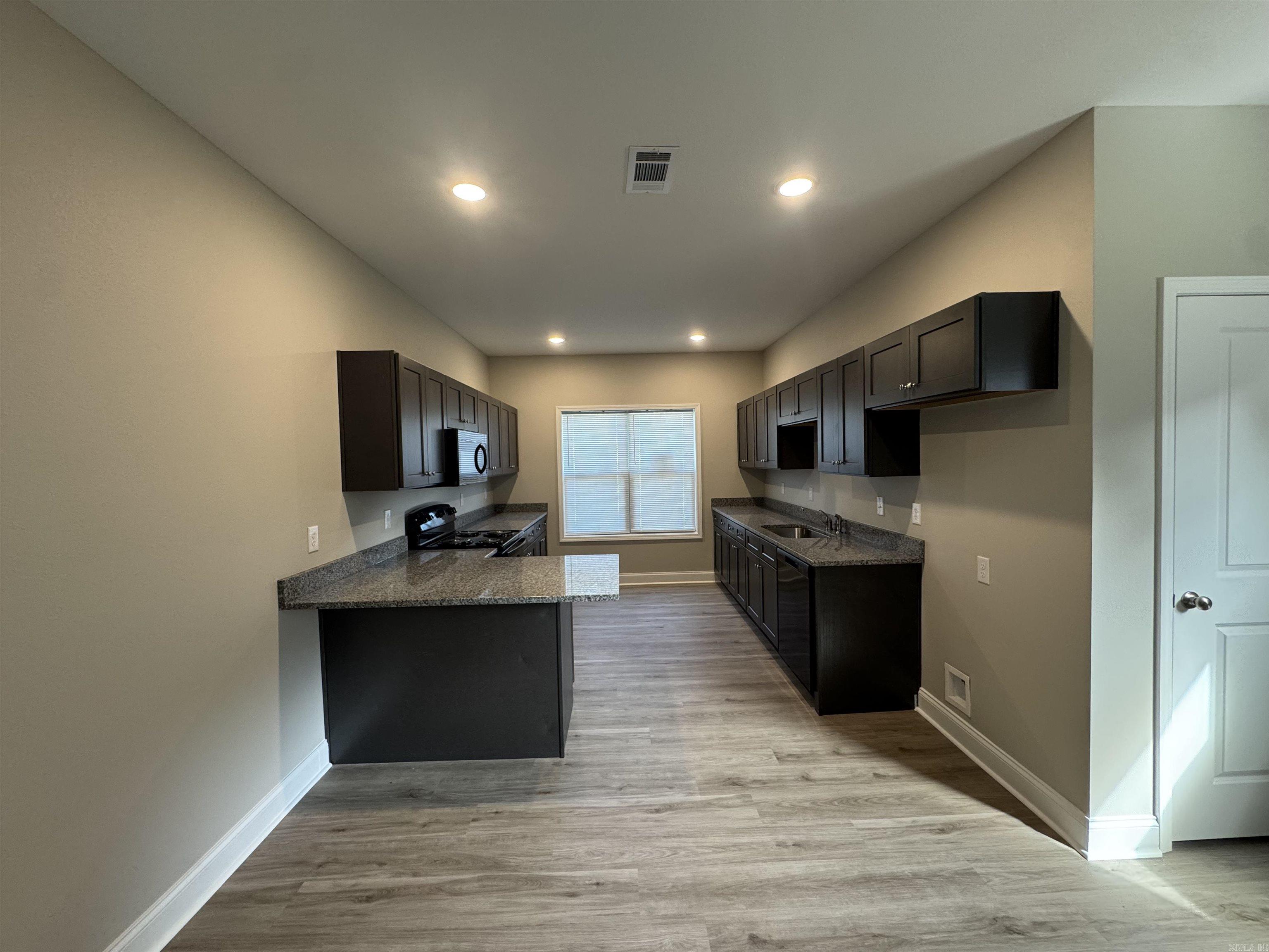 SULLY'S SUBDIVISION - Residential Lease