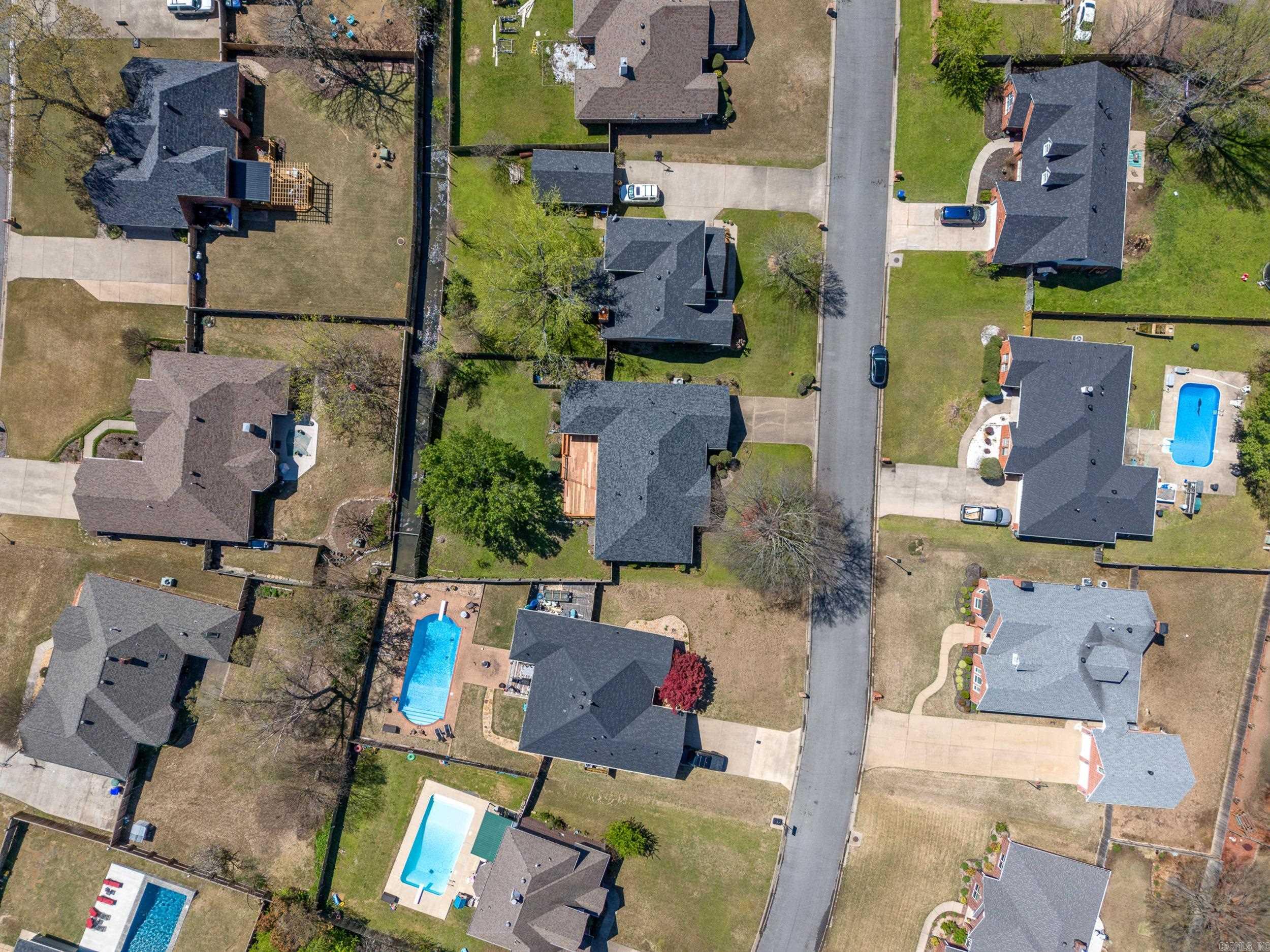 KROOKED KREEK - Residential