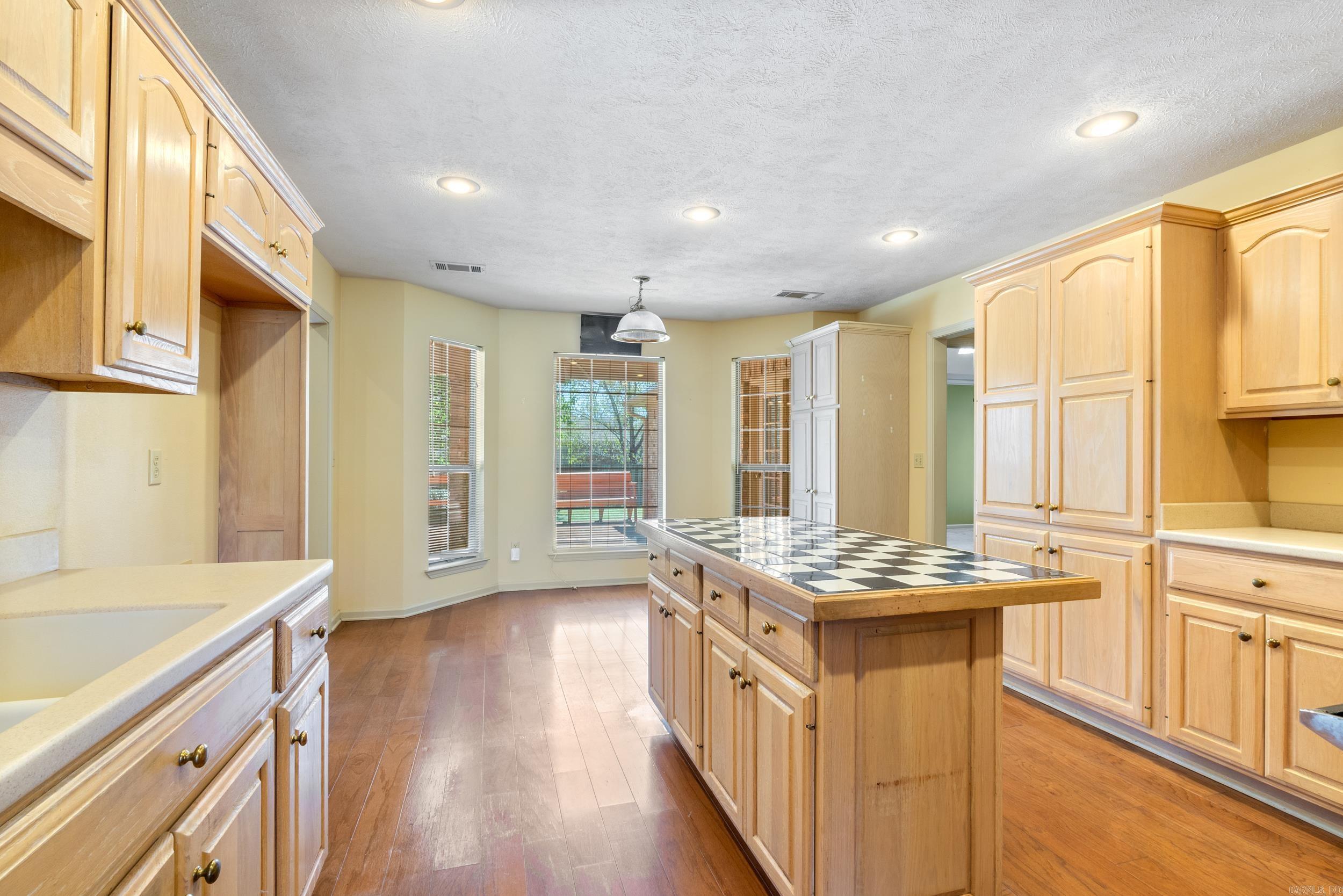 KROOKED KREEK - Residential