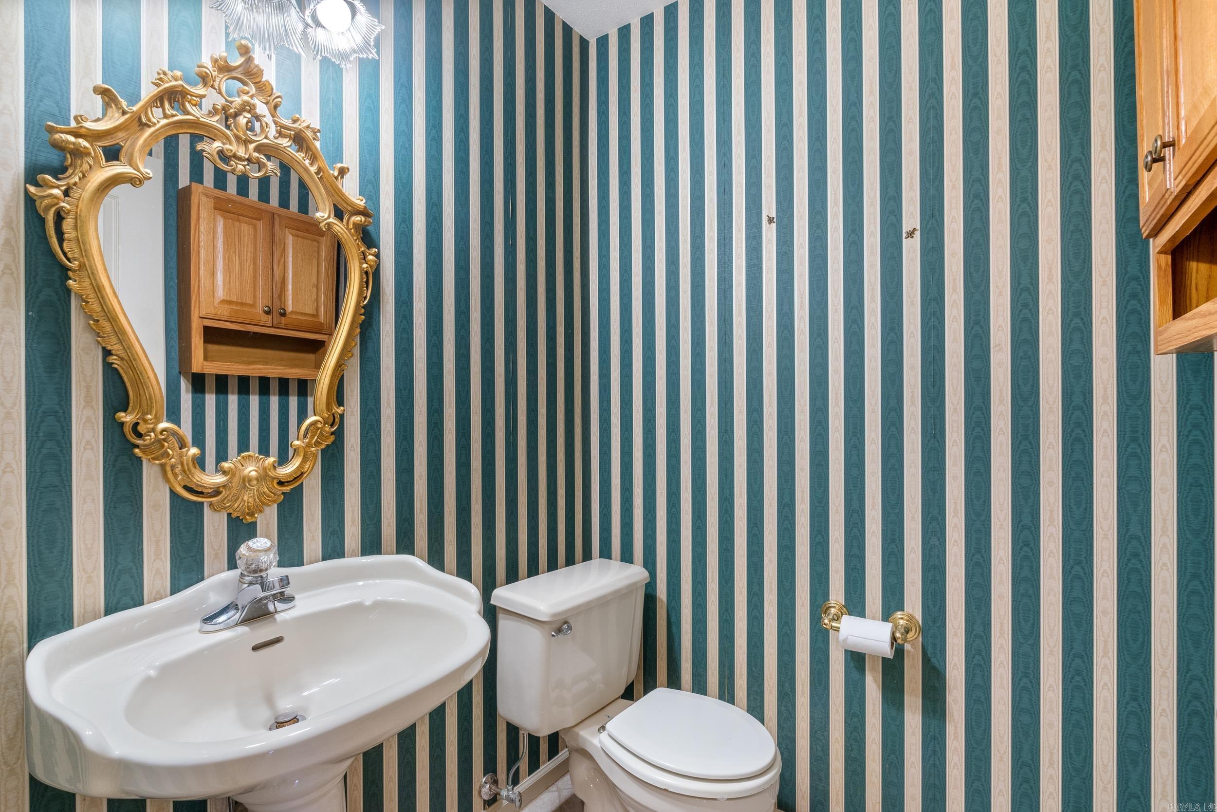 KROOKED KREEK - Residential