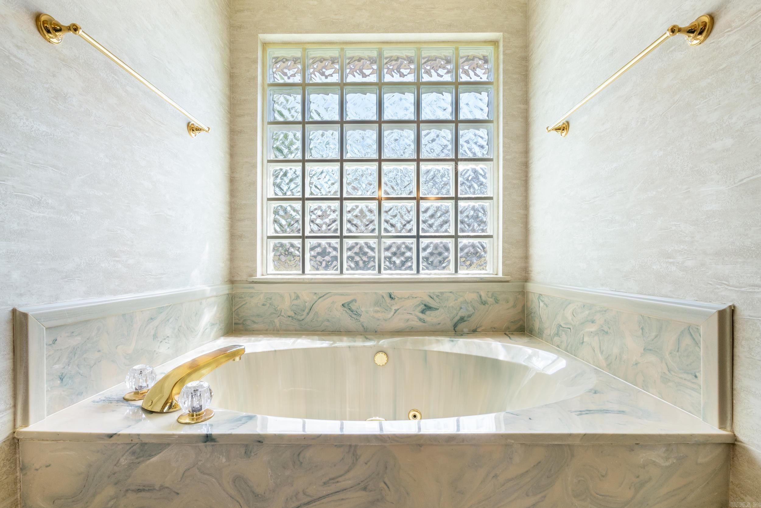 KROOKED KREEK - Residential