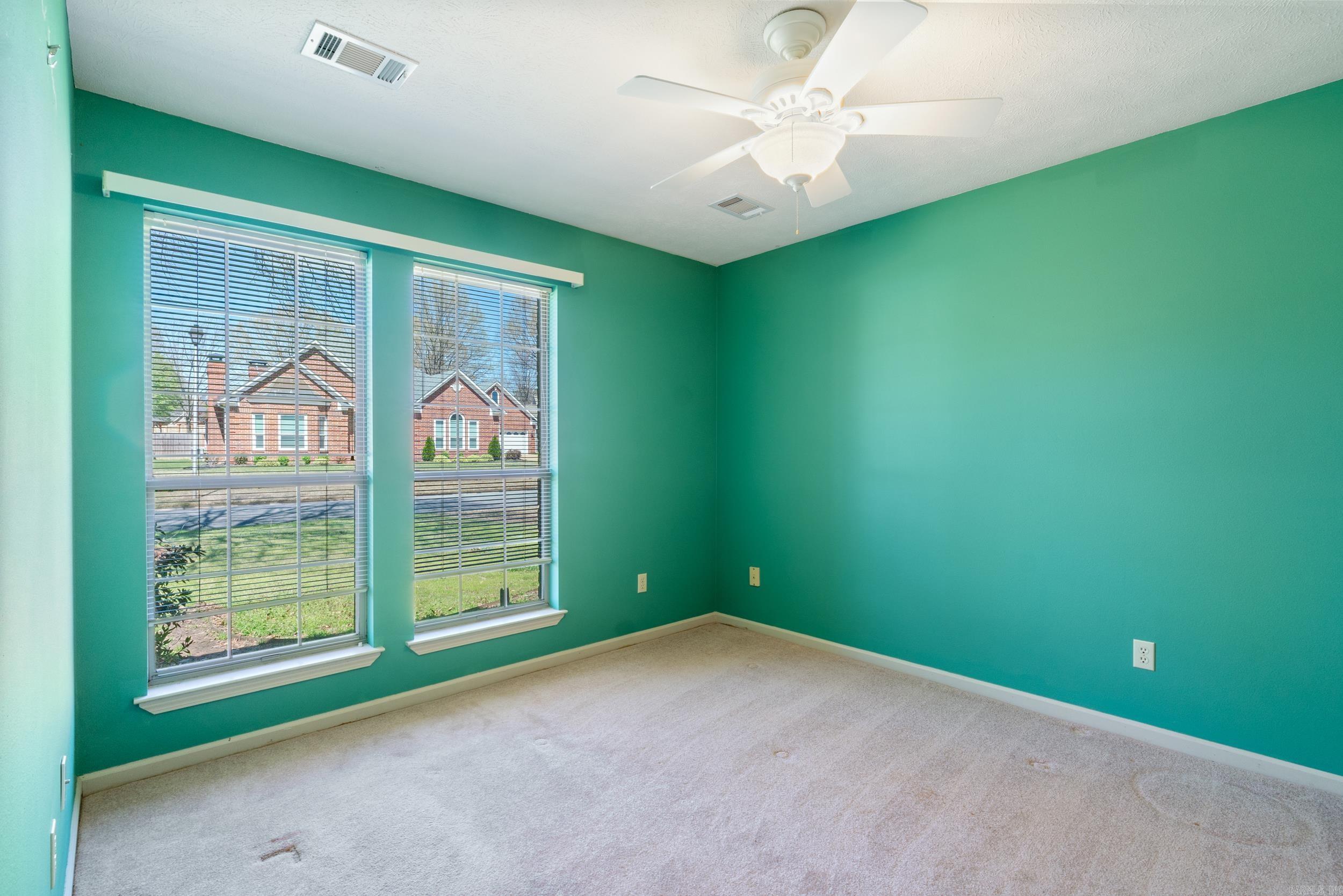 KROOKED KREEK - Residential