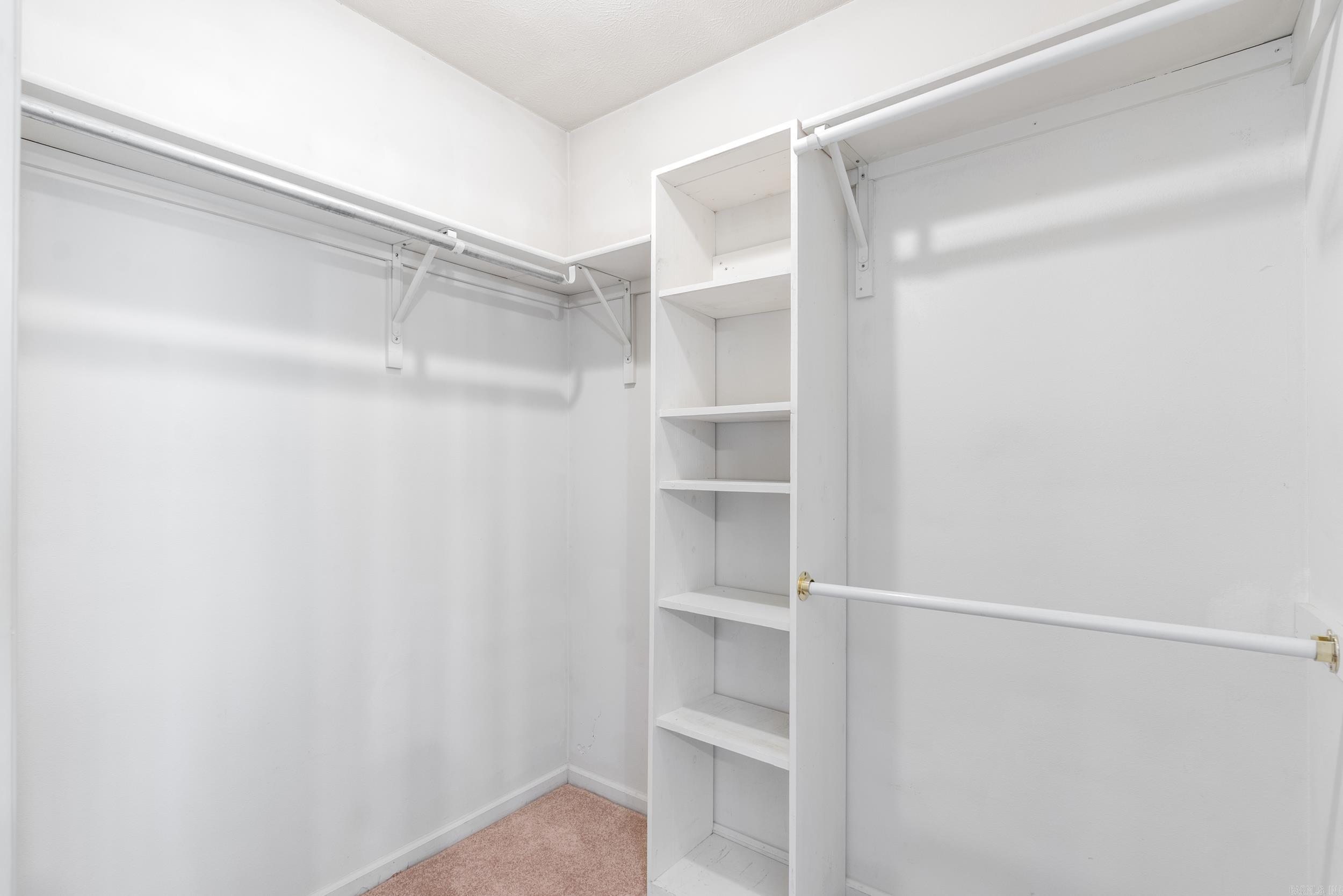 KROOKED KREEK - Residential