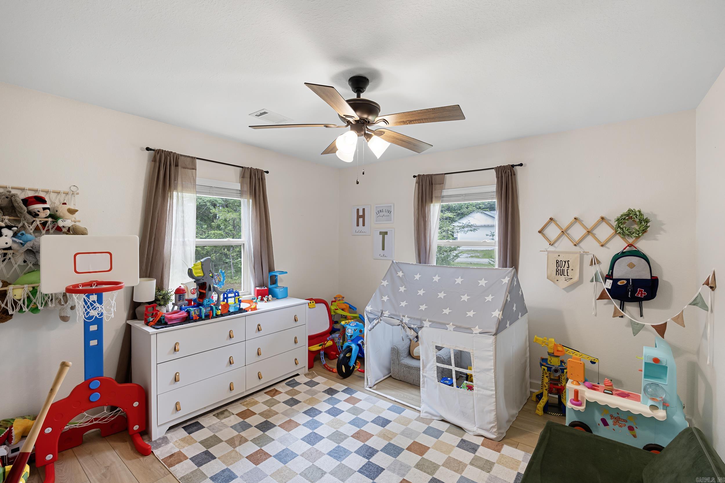 Eagles Nest - Residential