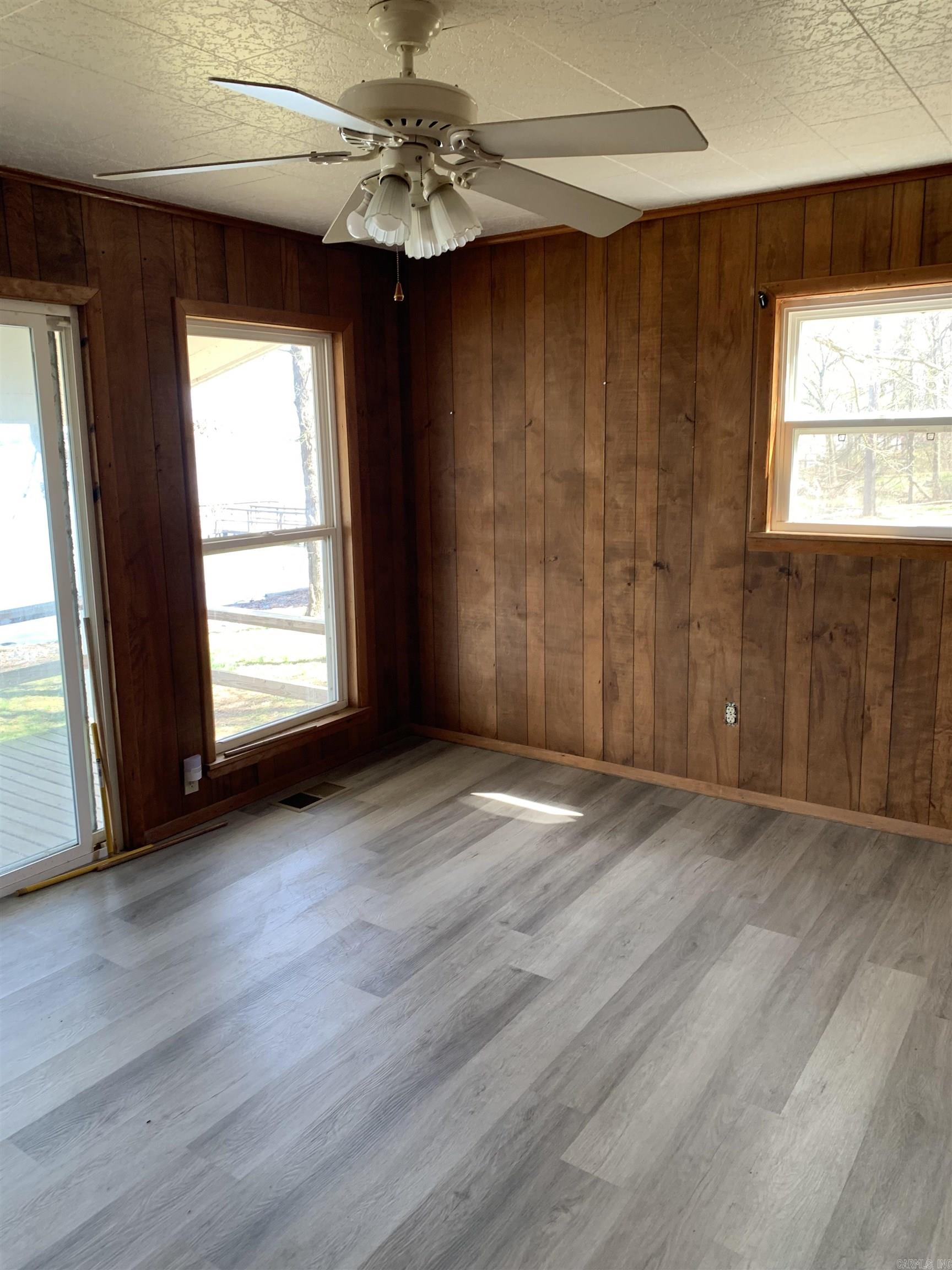 Twin Oaks - Residential